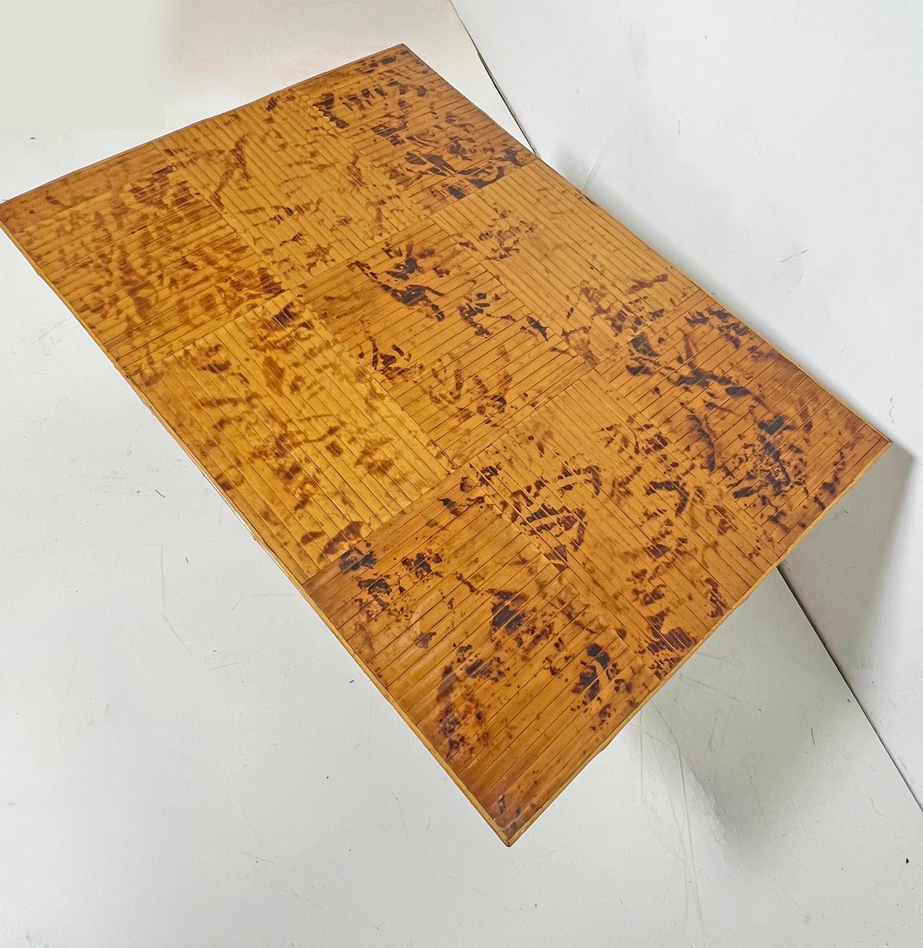 Campagne French Bamboo Folding Campaign Style Picnic or Coffee Table Circa 1950s en vente