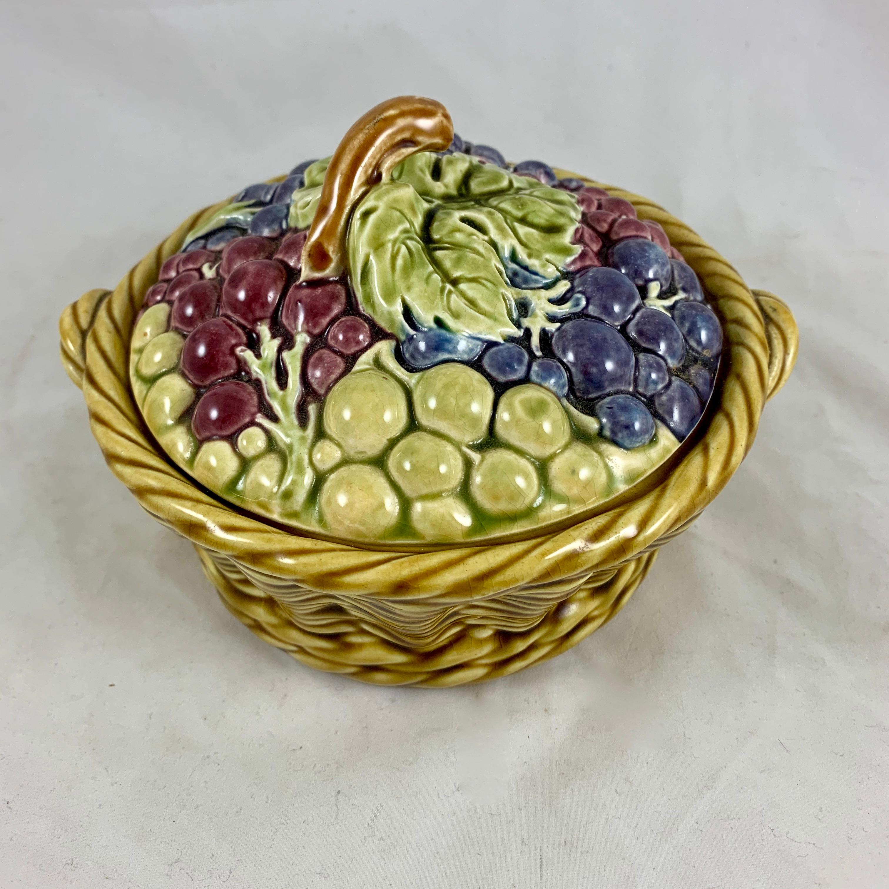 French Barbotine Majolica Sarreguemines Basket of Grapes Covered Tureen In Good Condition For Sale In Philadelphia, PA