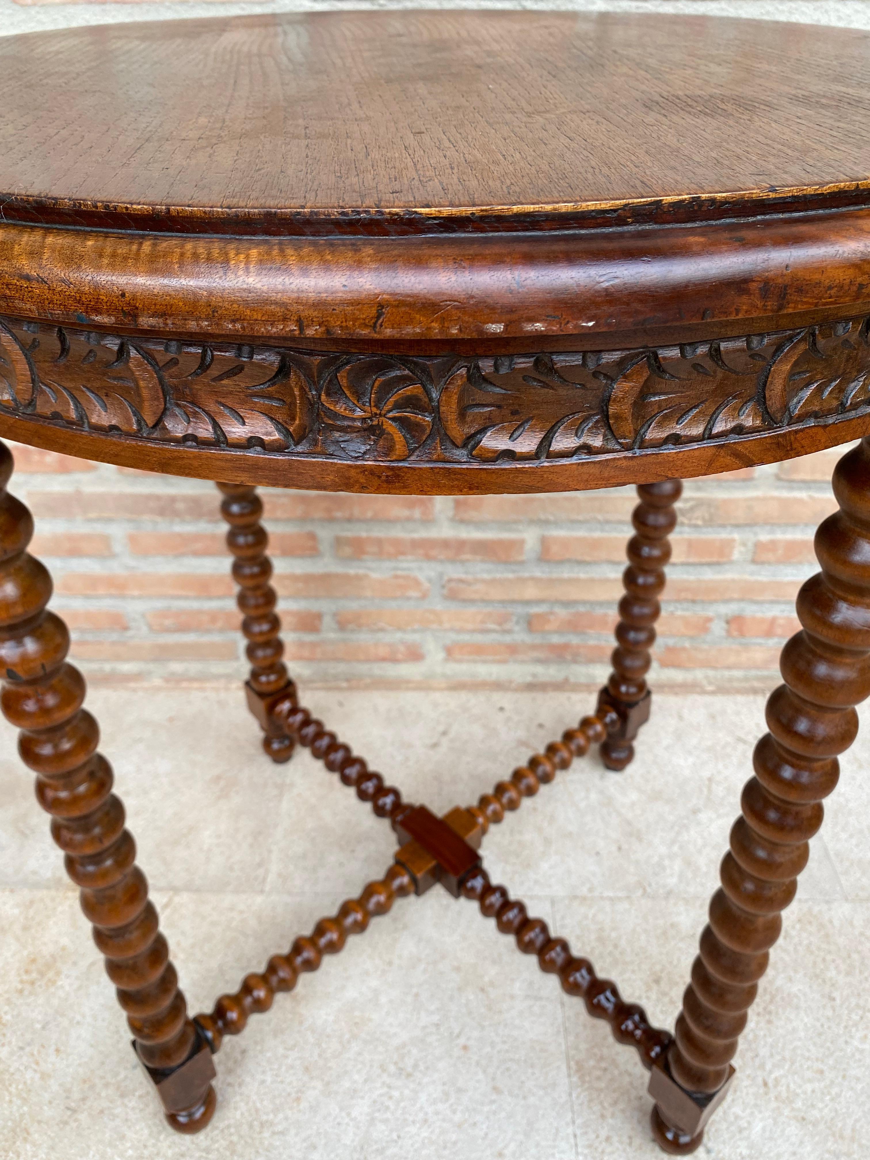 Table de barley française avec pieds en loupe, fin du 19ème siècle en vente 2