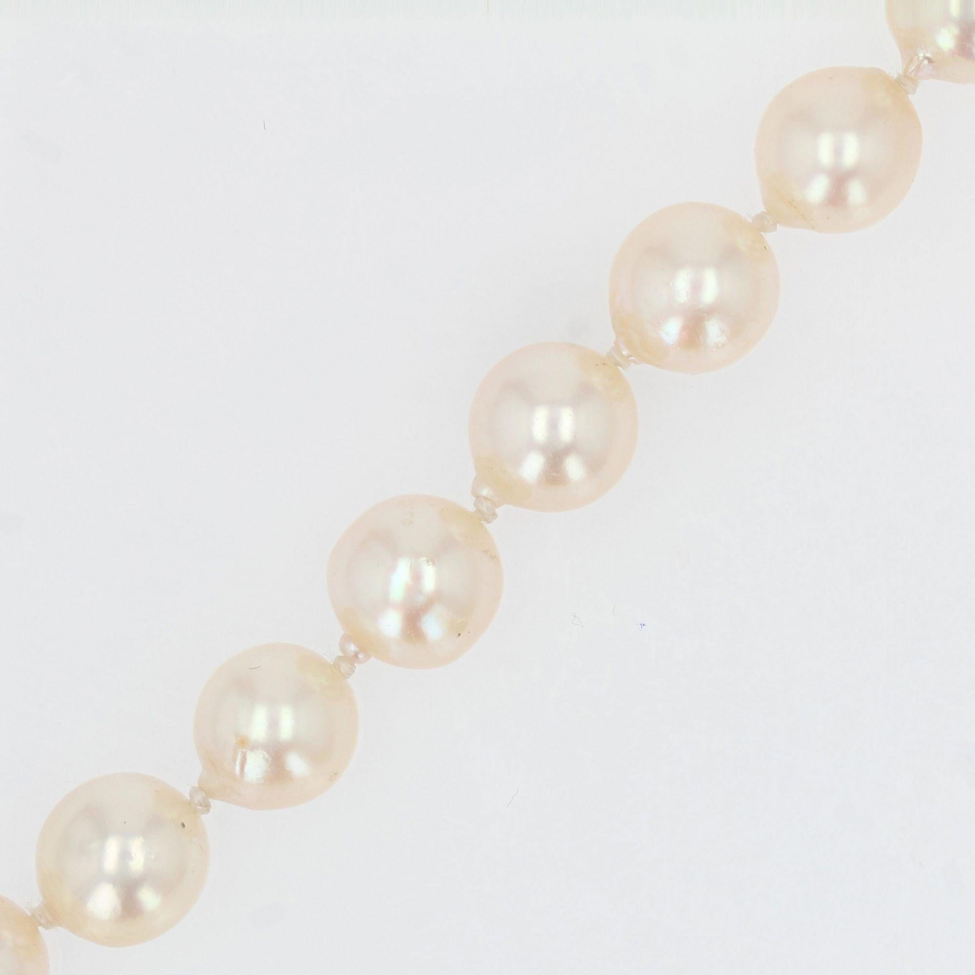 French Baroque Cultured Pearls Antique Clasp Necklace In Good Condition For Sale In Poitiers, FR