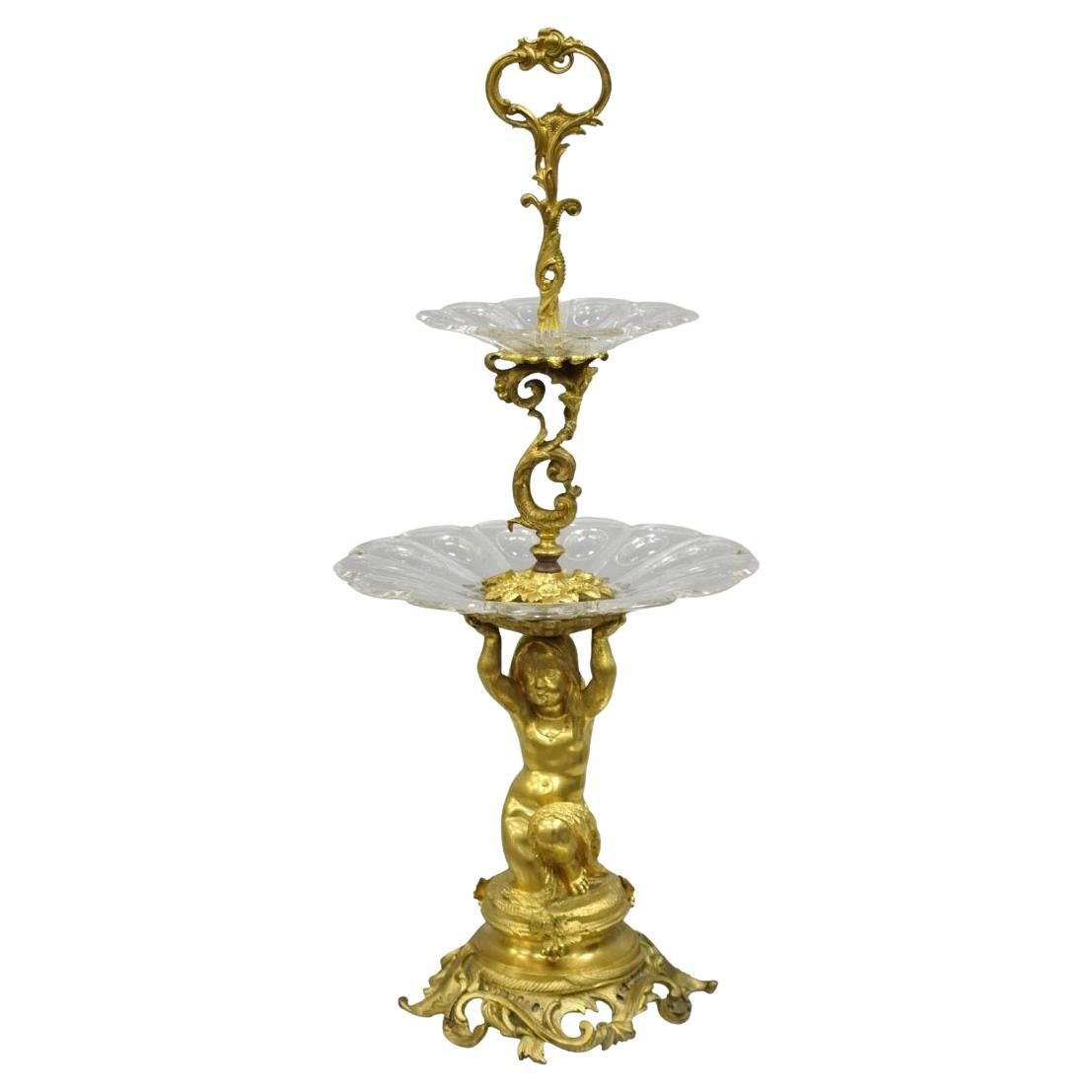 French Baroque Louis XV Gold Gilt Bronze Cherub & Glass 2 Tier Candy Dish Stand en venta