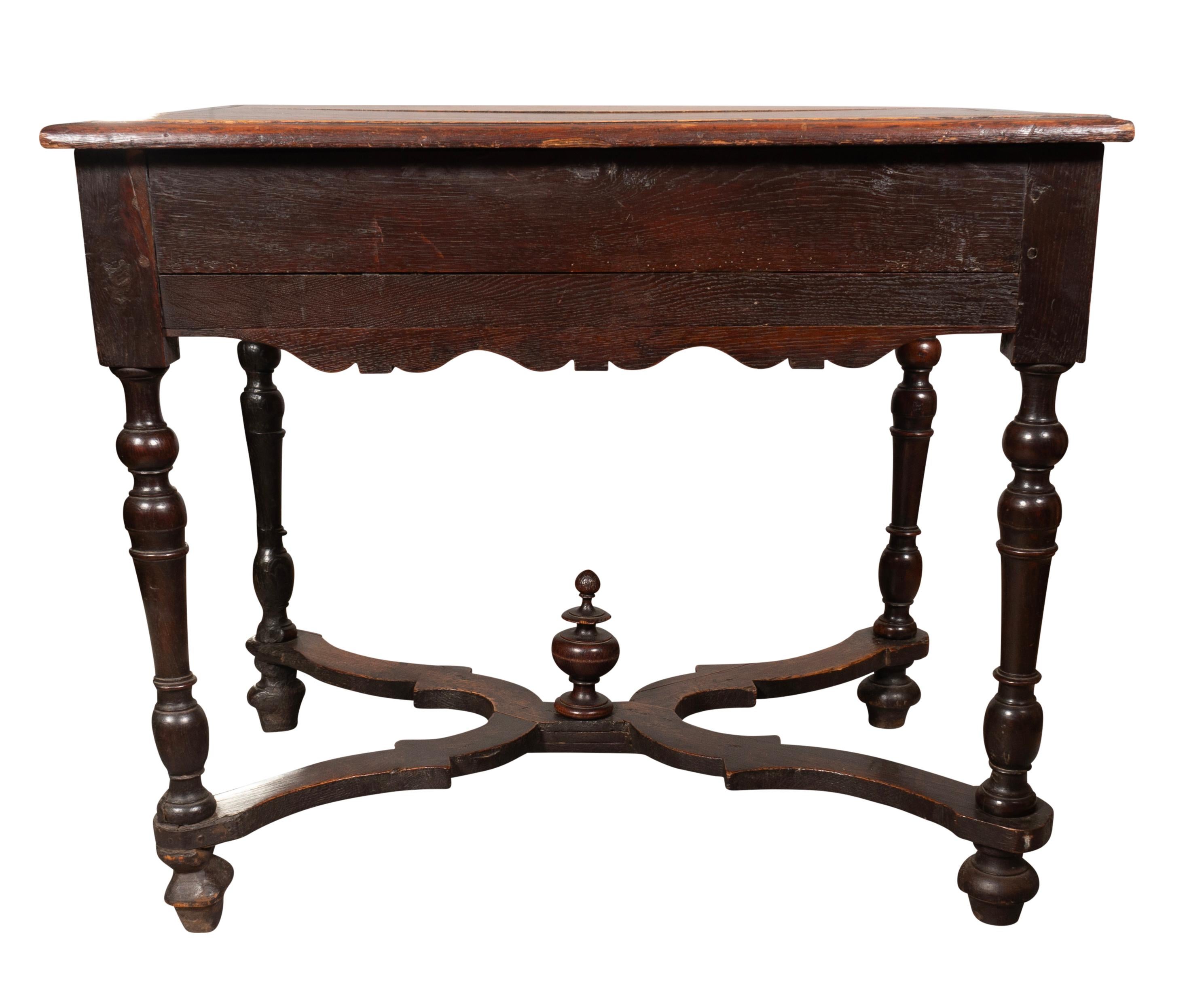 French Baroque Oak Side Table For Sale 1