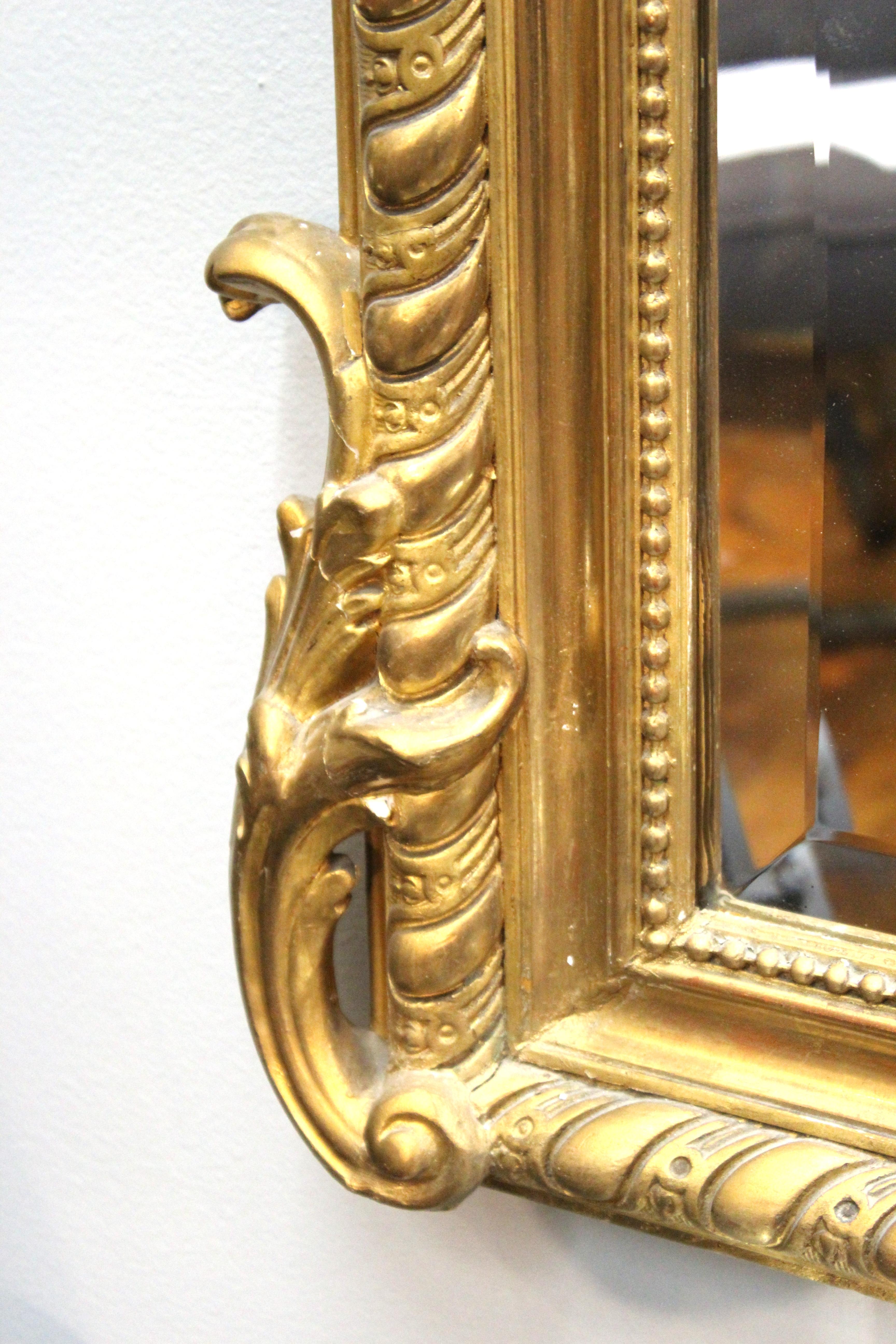 French Baroque Revival Giltwood Wall Mirror In Good Condition In New York, NY