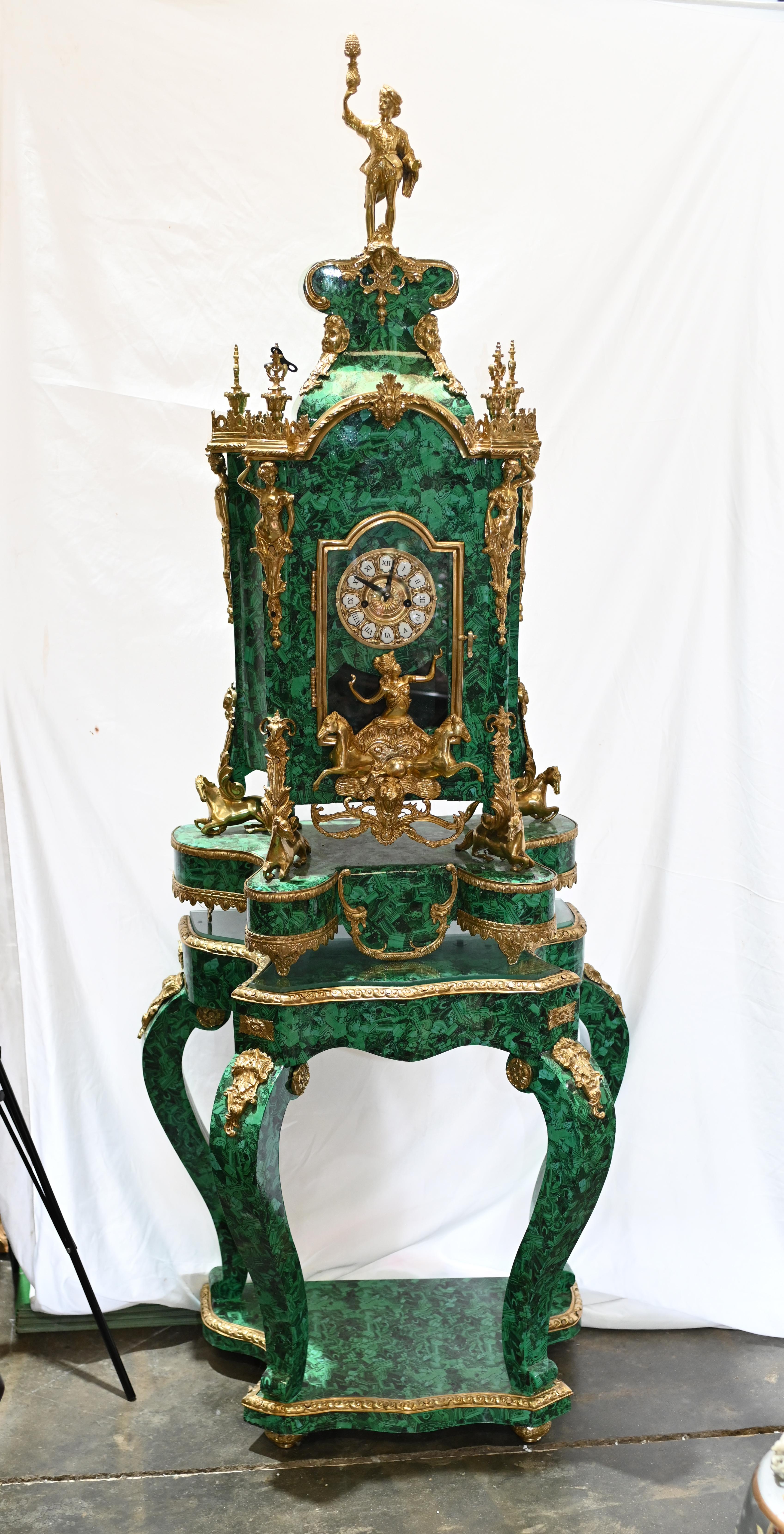French Baroque Standing Clock Malachite Gilt In Good Condition In Potters Bar, GB