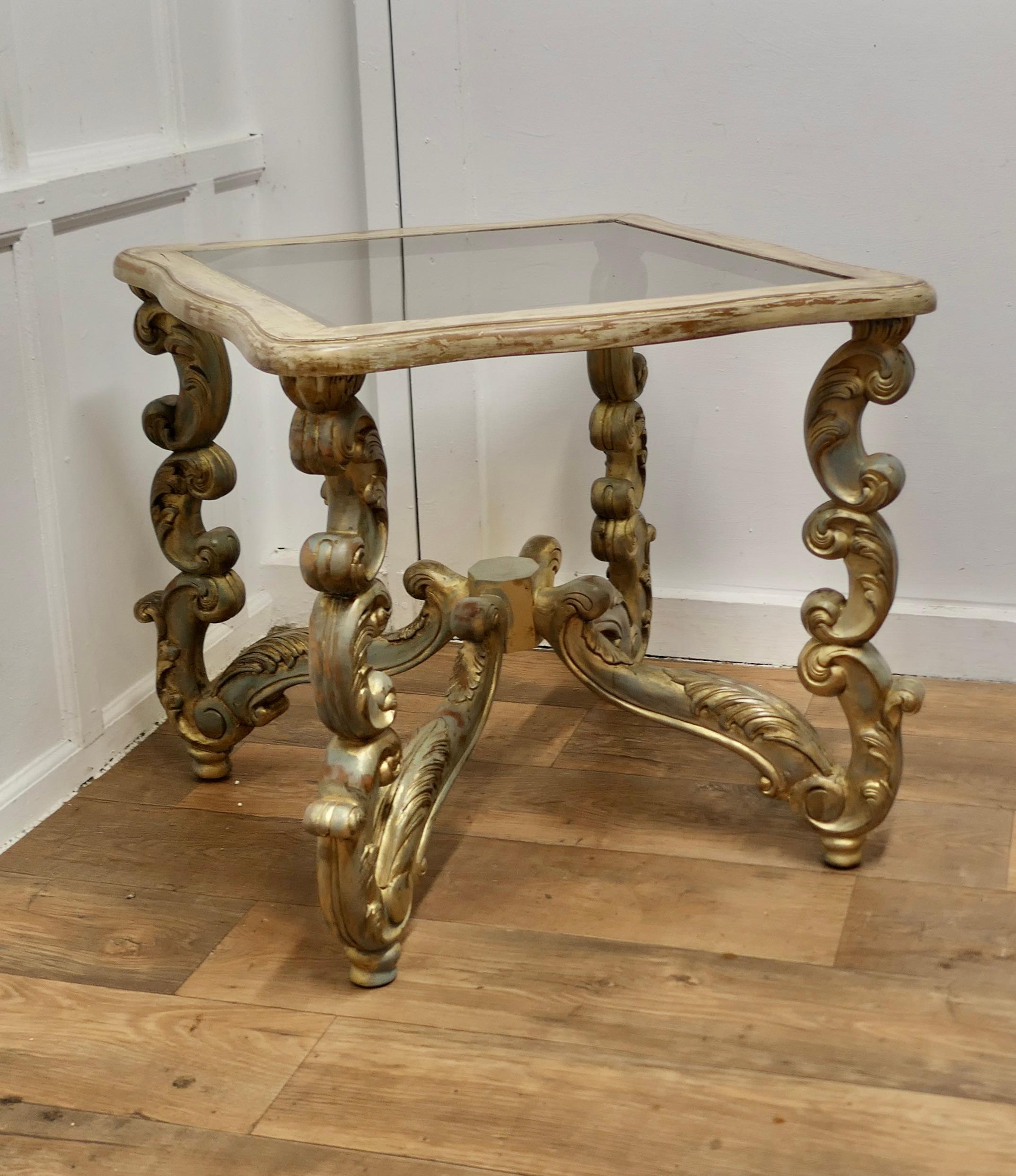  French Baroque Style Carved and Painted Occasional Table    In Good Condition For Sale In Chillerton, Isle of Wight
