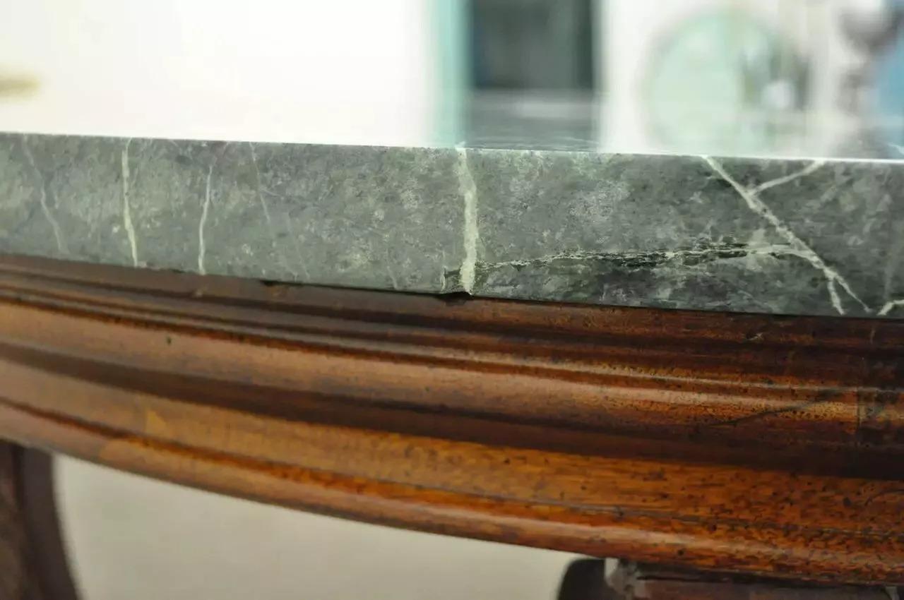 French Baroque Style Carved Mahogany and Green Marble Top Round Center Table For Sale 4