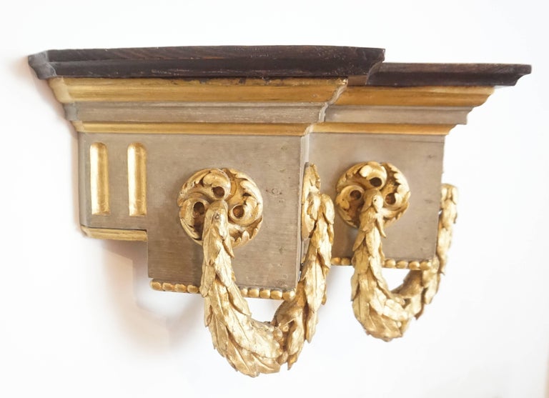 Hand-Carved French Baroque Style Parcel-Gilt Carved Wood Wall Bracket, Sconce, or Shelf For Sale