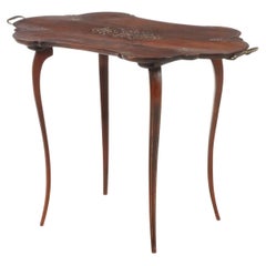 Französisch Barock Stil Serpentine Bein Polychrome detaillierte Top Tablett Tisch