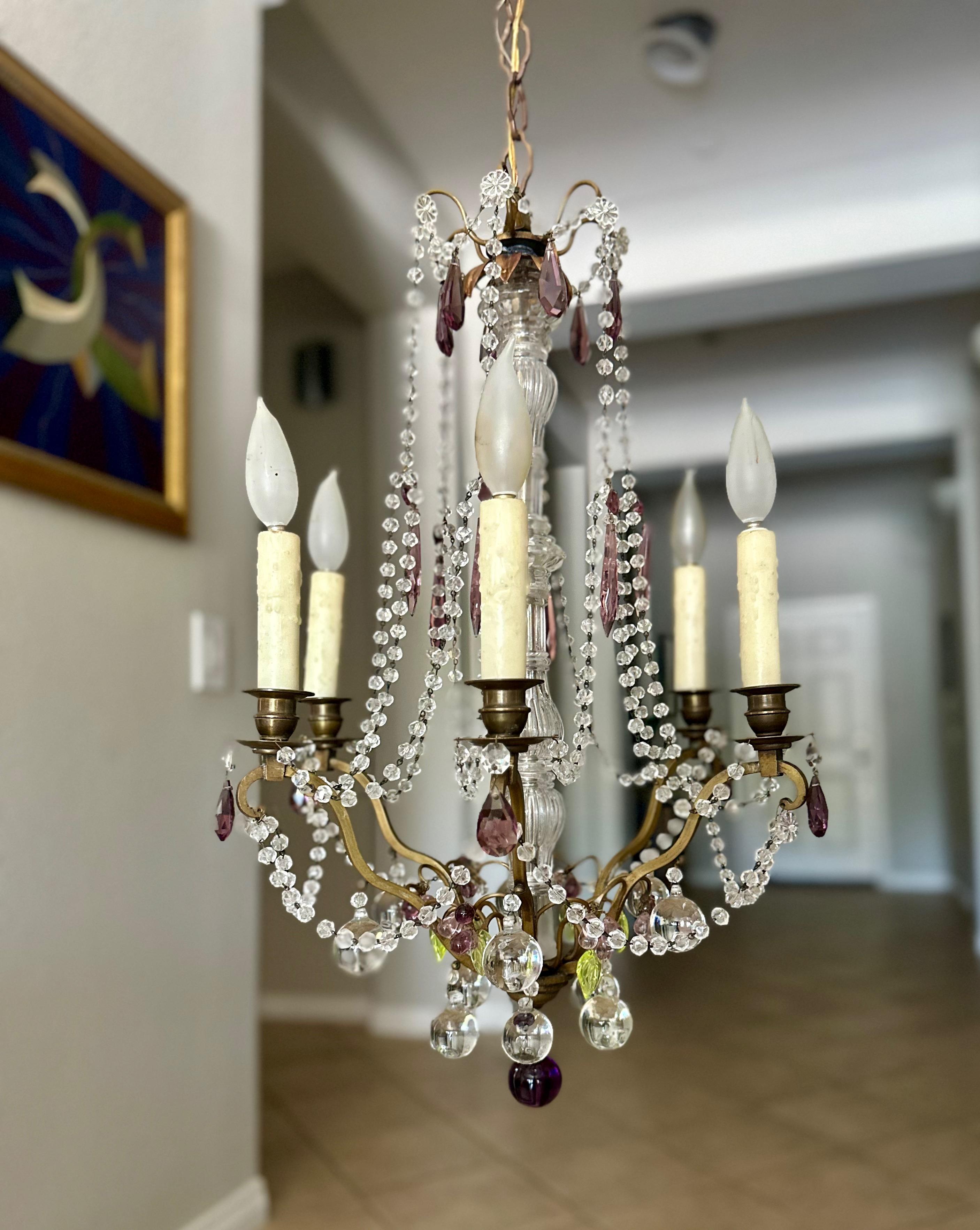 French Beaded Amethyst Crystals Bronze Chandelier In Good Condition For Sale In Palm Springs, CA
