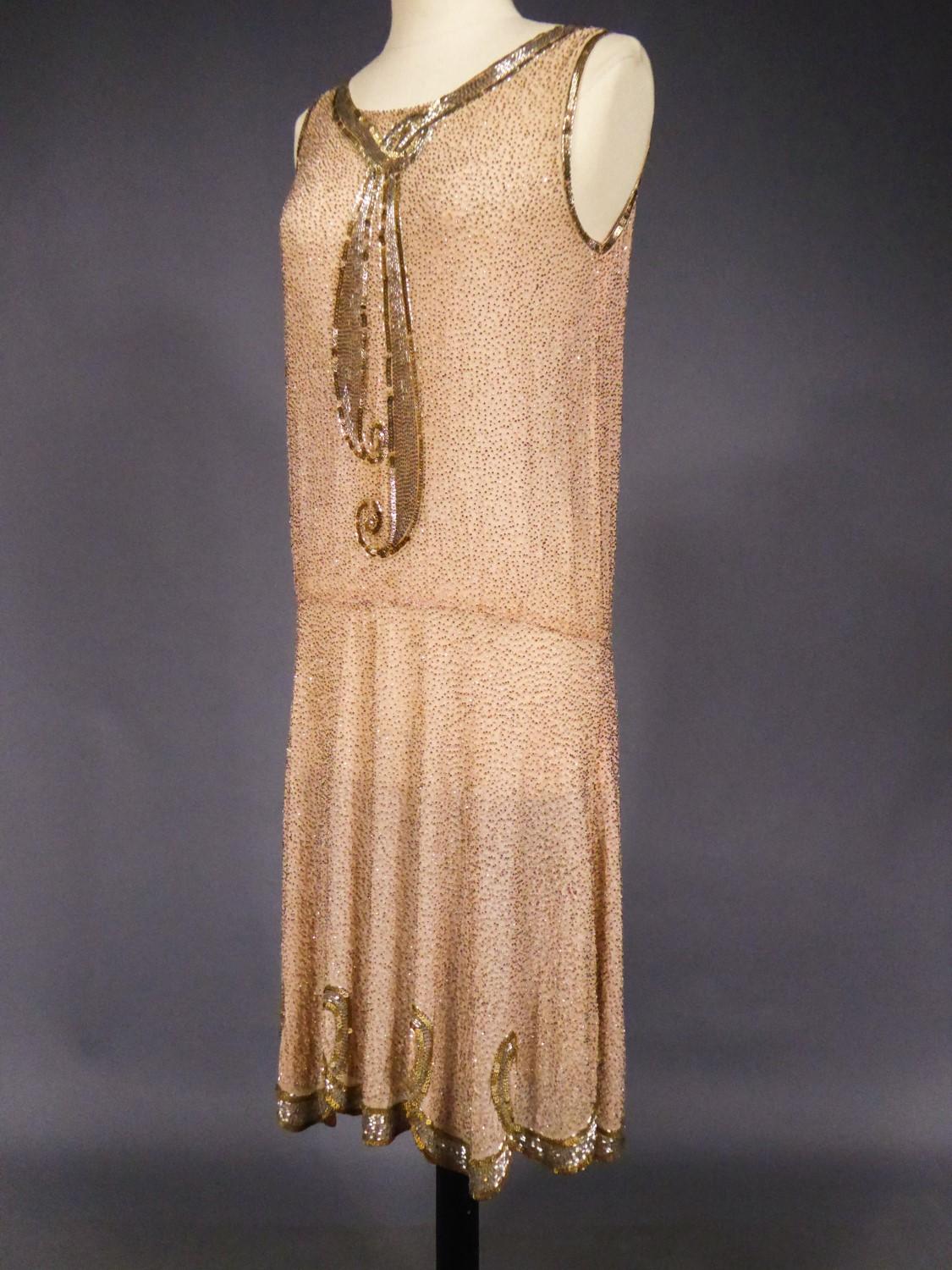 Women's French Beaded and sequins embroidered Couture Flapper Dress Circa 1925