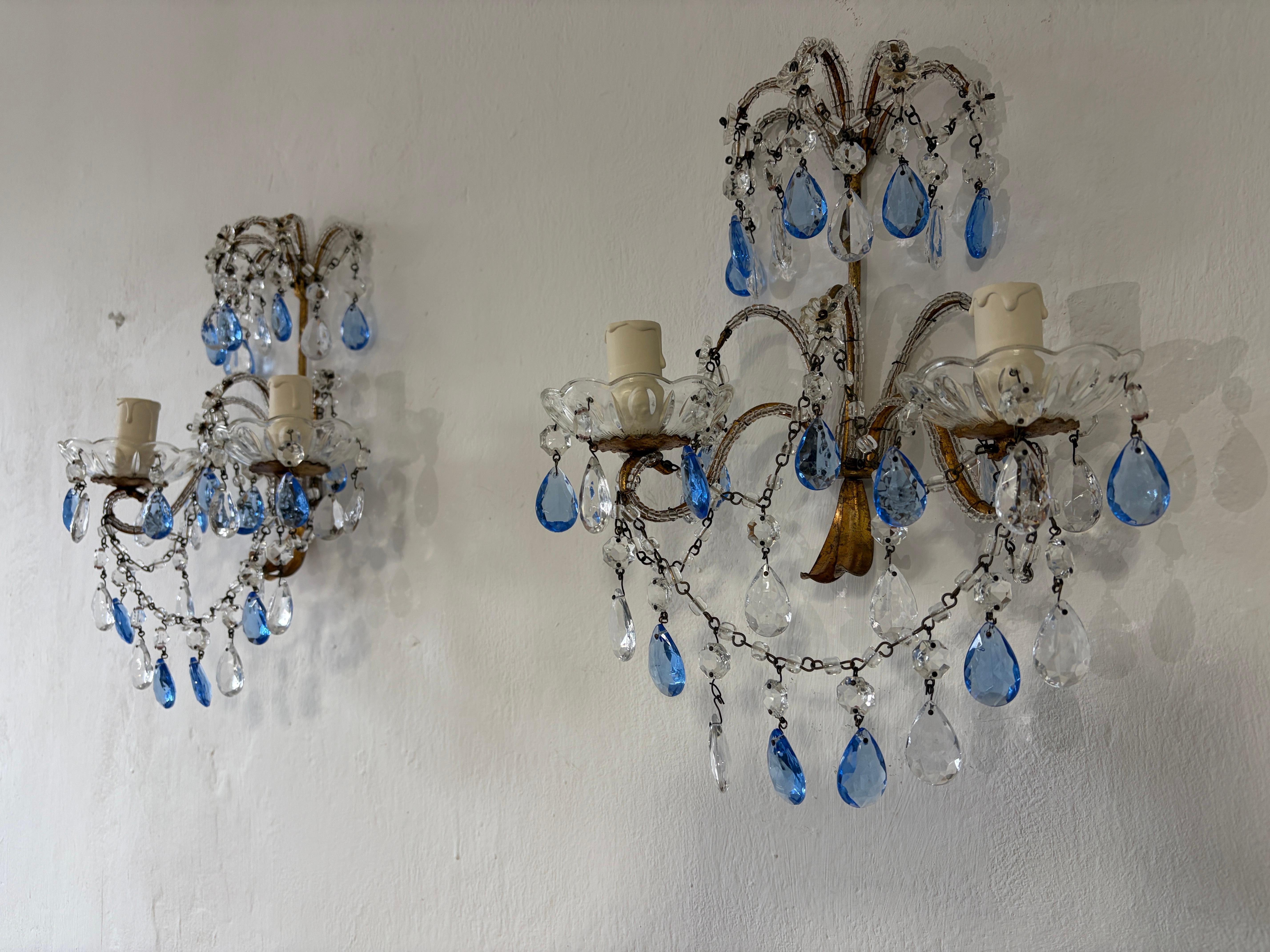 Francese Sconcerto francese con perline blu e prismi trasparenti, 1900 in vendita