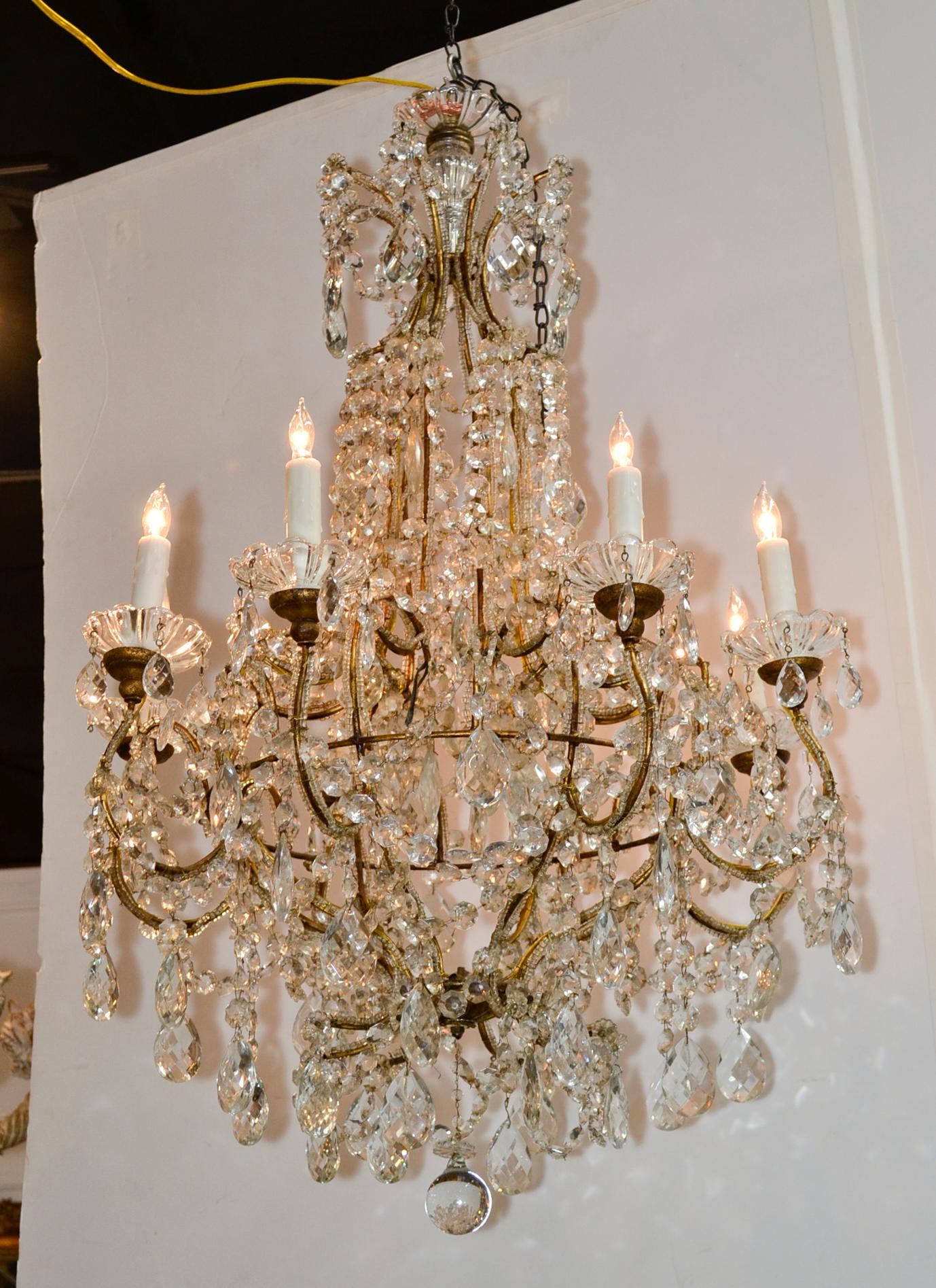 French Beaded Crystal Chandelier In Good Condition In Dallas, TX