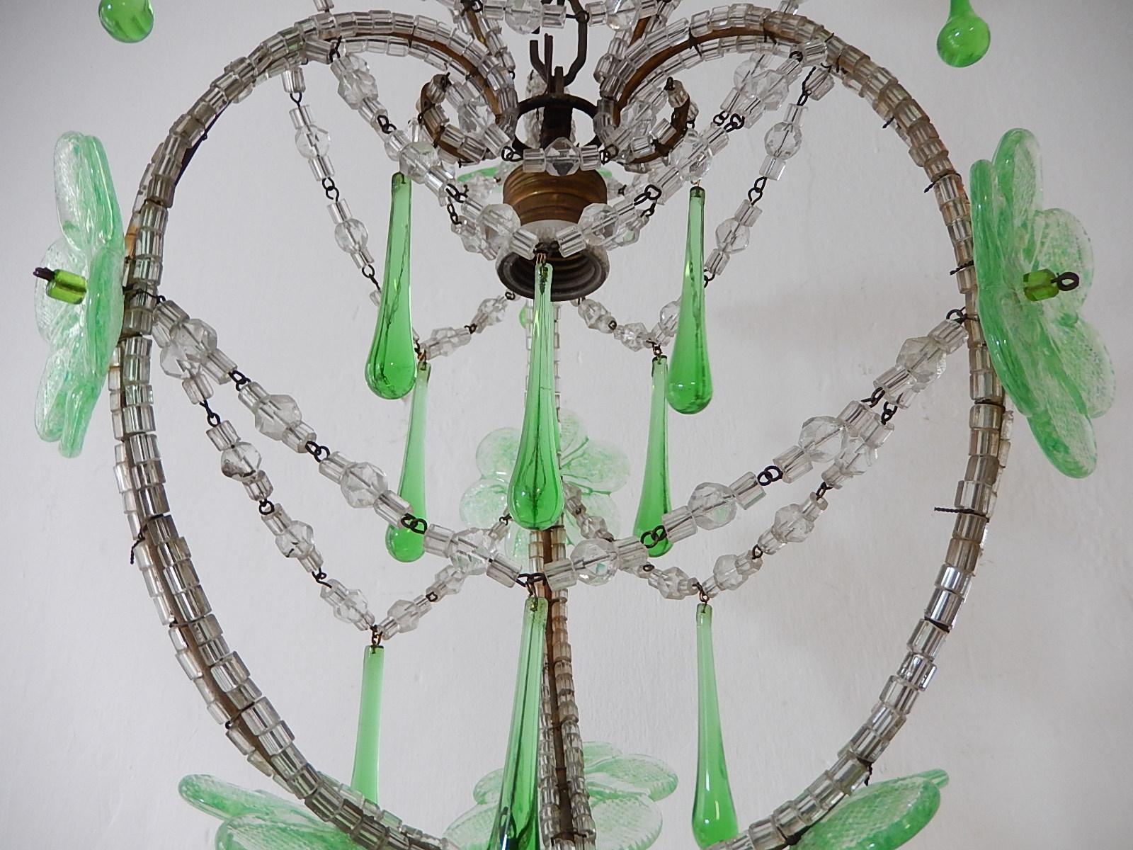 Début du 20ème siècle Lustre français perlé de Murano, verts gouttes, guirlandes de macaronis et fleurs, circa 1920 en vente