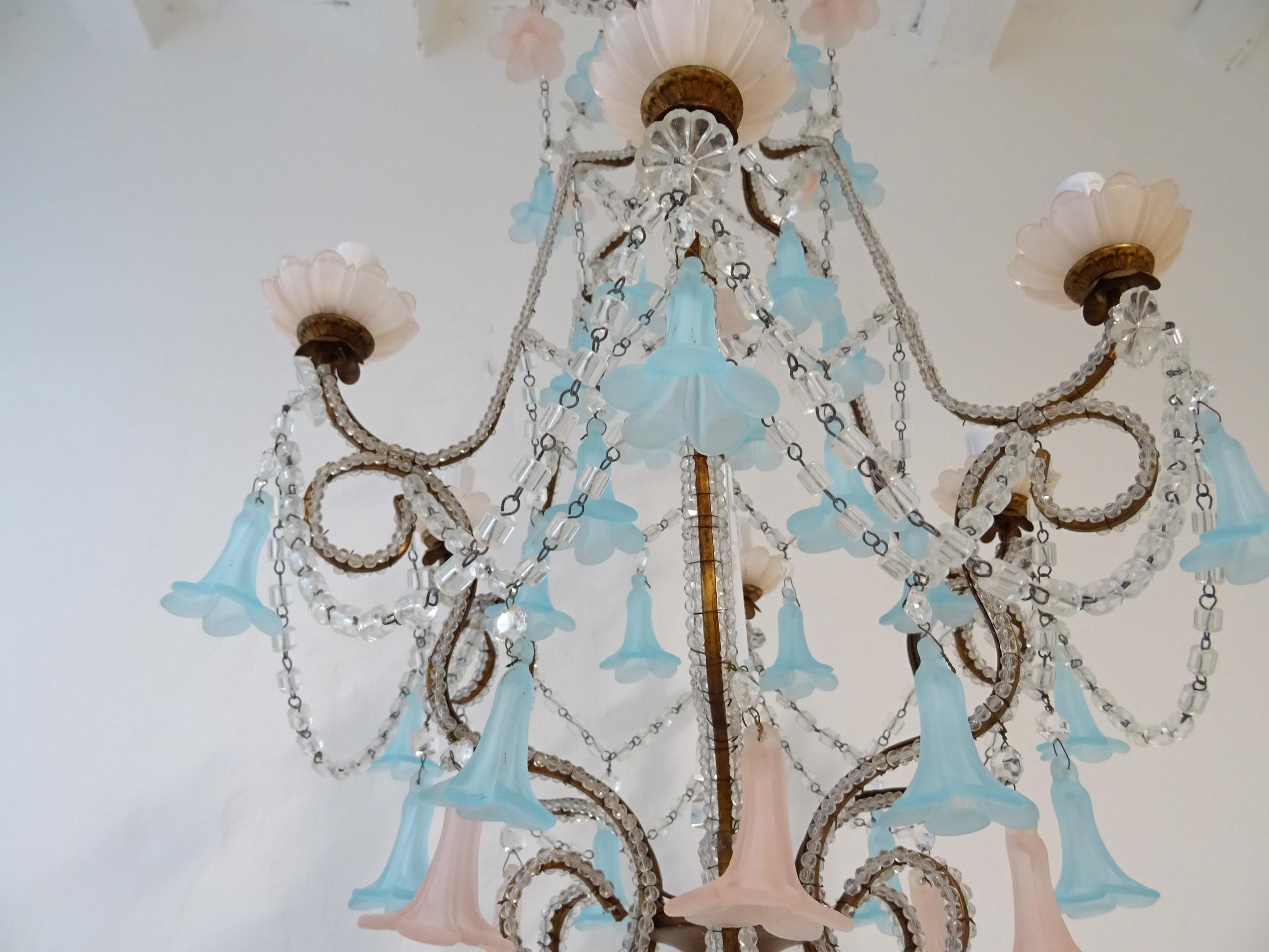 French Beaded Pink & Blue Bells Opaline Murano Chandelier with Spear, circa 1900 In Good Condition For Sale In Modena (MO), Modena (Mo)