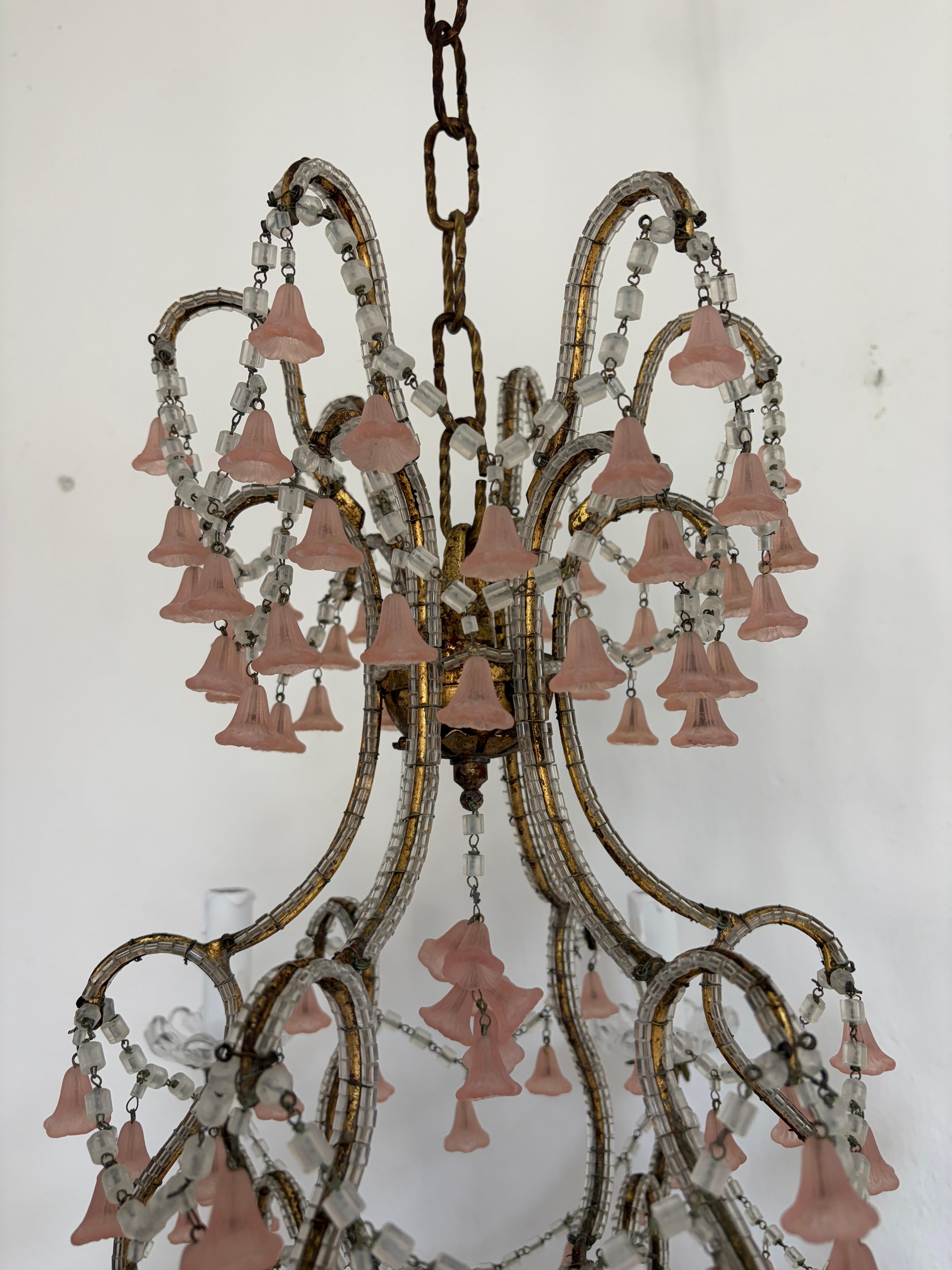 Araña francesa de Murano rosa con cuentas y campanas de flores, circa 1930 Extremadamente rara en Bueno estado para la venta en Firenze, Toscana