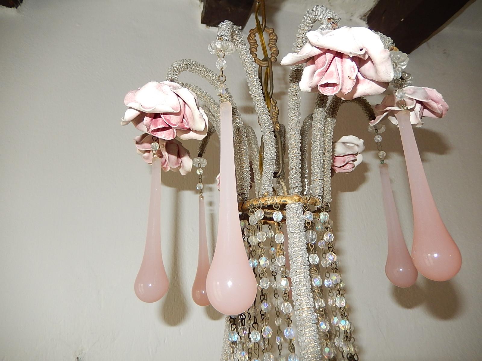 French Beaded Pink Opaline Porcelain Roses Chandelier, circa 1920 In Good Condition In Modena (MO), Modena (Mo)