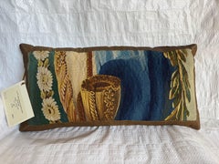 Oreiller en laine et soie en tapisserie de Beauvais Circa 1750
