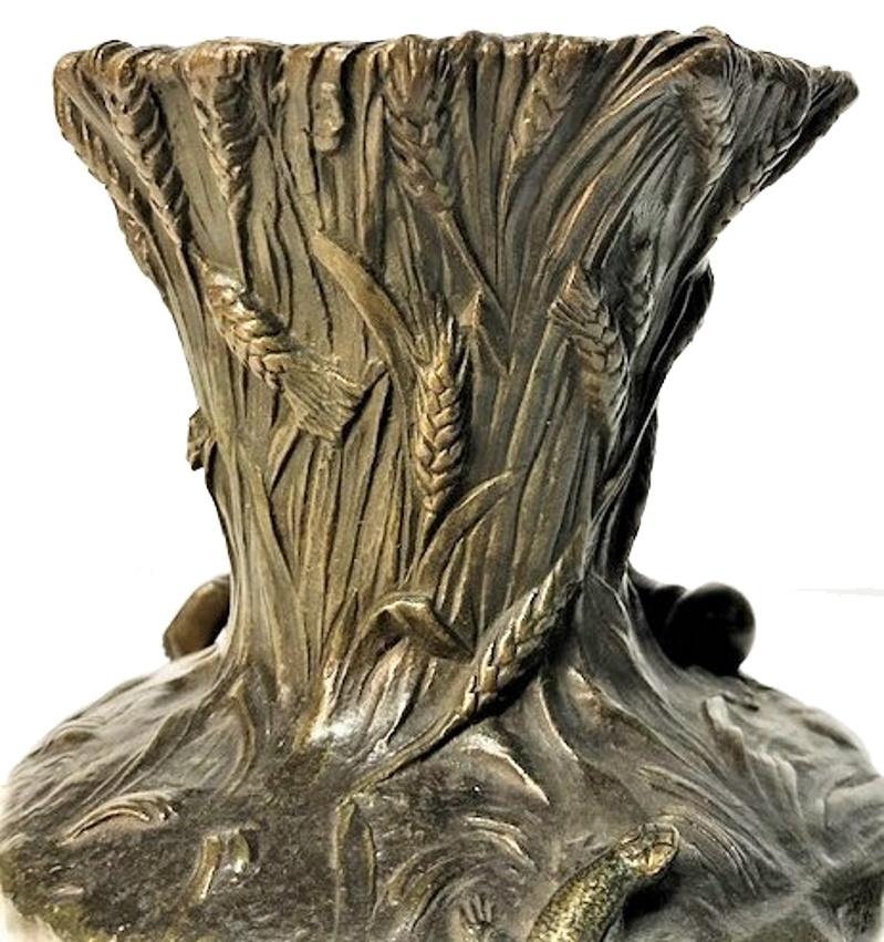 Französische Beaux-Arts-Vase aus patinierter Bronze von A. Bofill, ca. 1900 (Frühes 20. Jahrhundert) im Angebot