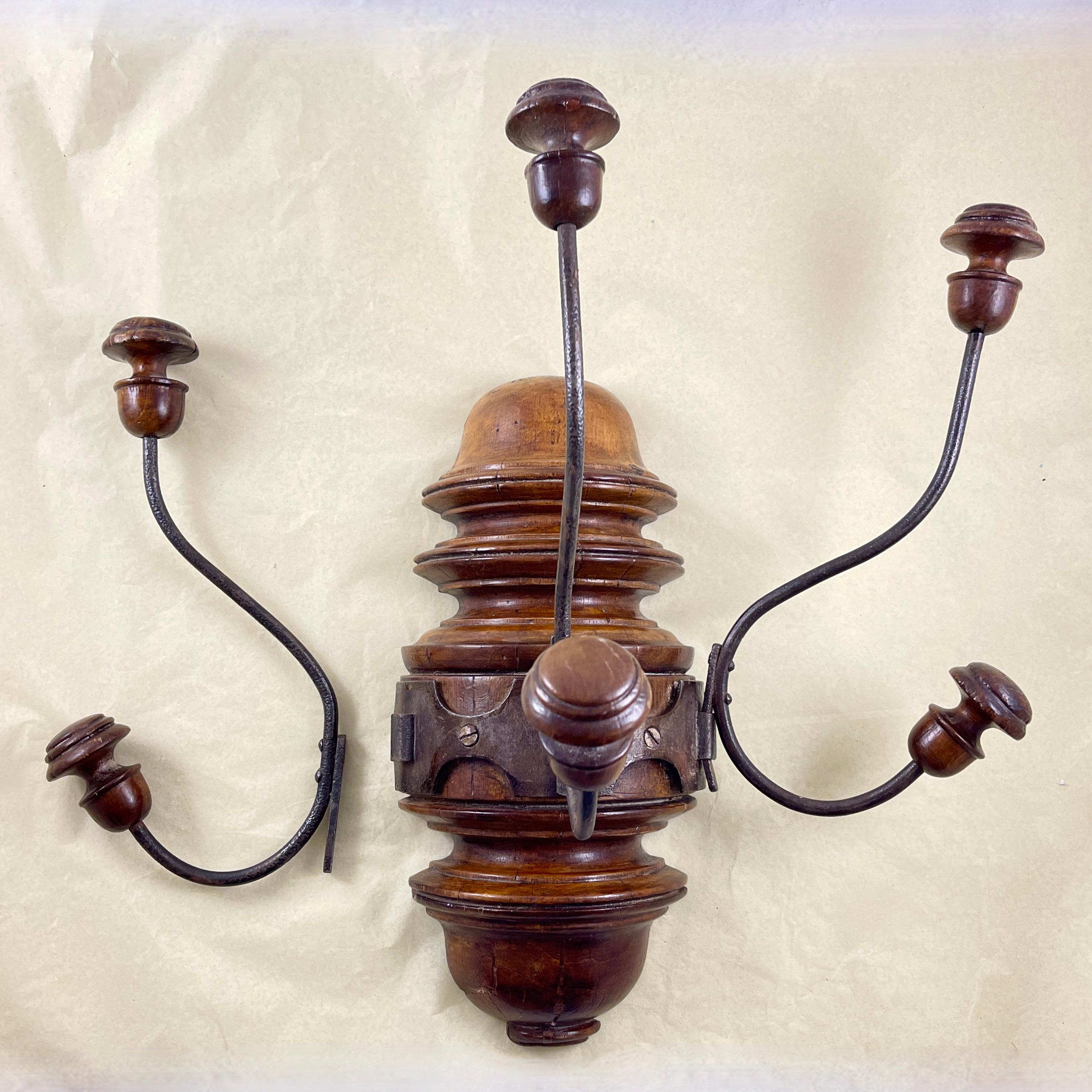 Belle Époque French Beaux-Arts Wood & Iron Three-Arm Hanging Coat Rack For Sale