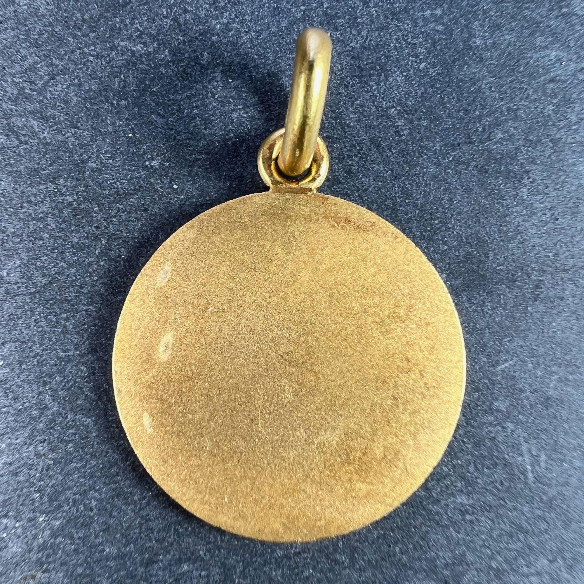 Pendentif en or jaune 18K avec breloque Jésus-Christ Couronne d'épines Médaille Bon état - En vente à London, GB
