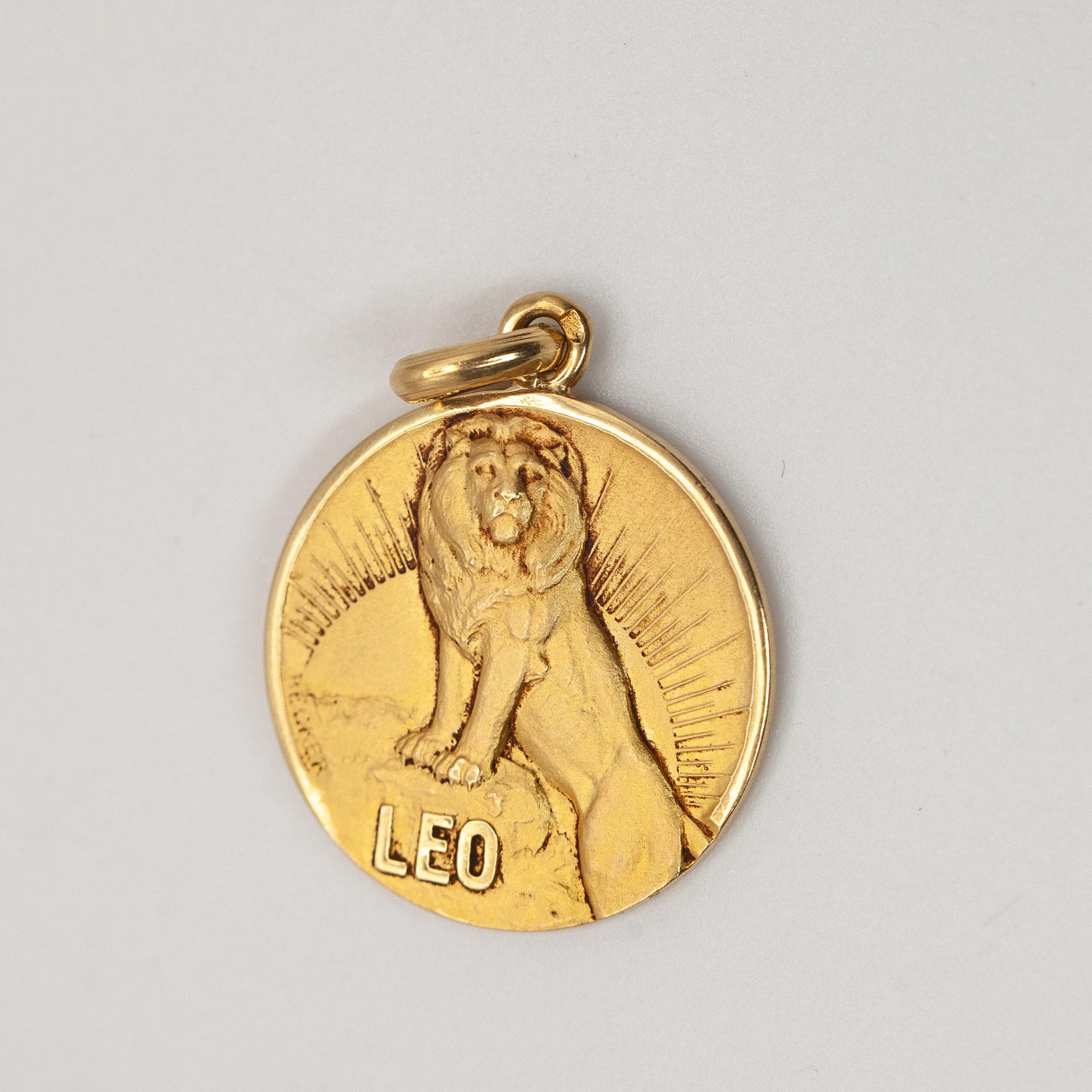 French Becker 18K Yellow Gold Leo Double Sided Zodiac Charm Pendant 5