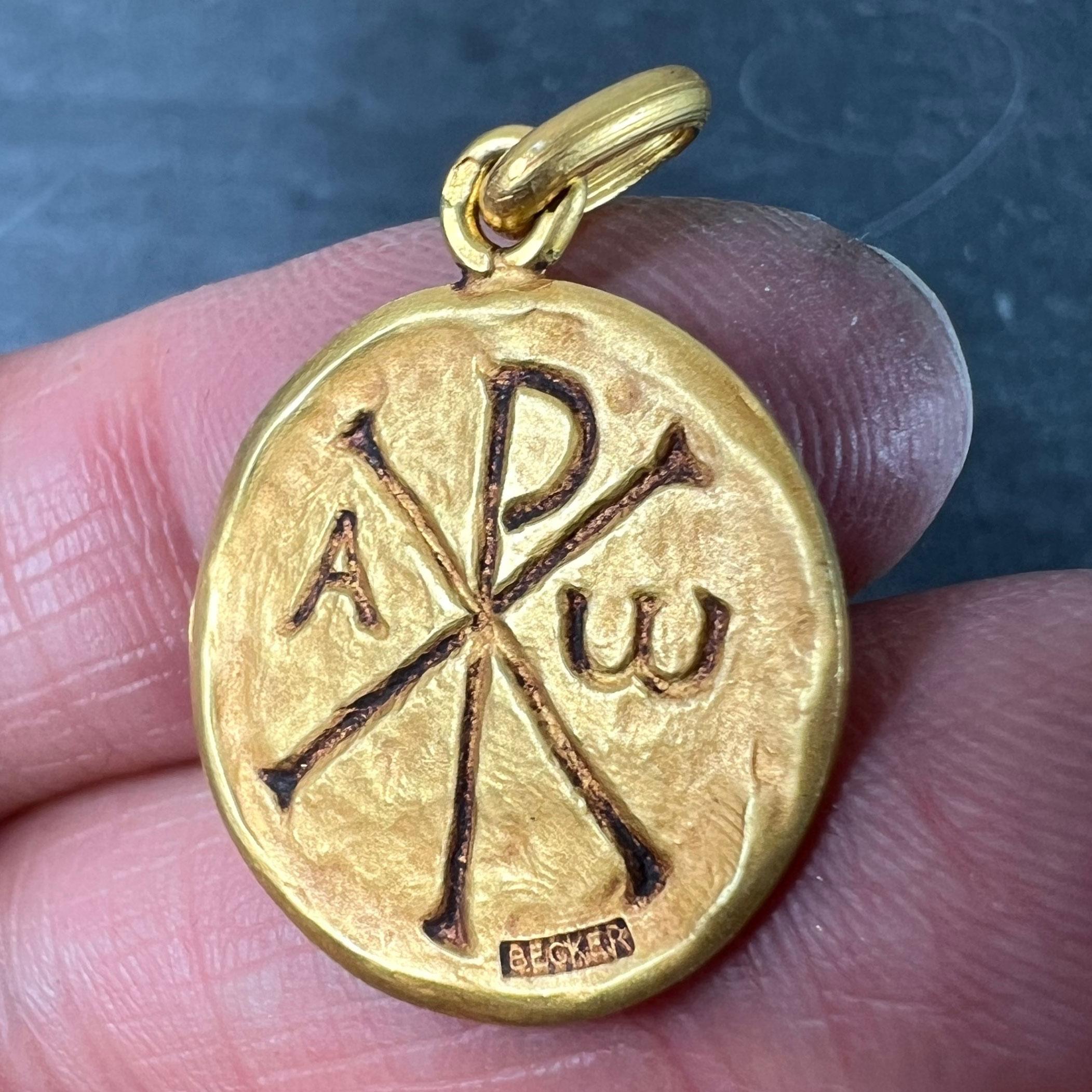 French Becker Chi Rho Jesus Christ Alpha Omega 18K Yellow Gold Medal Pendant For Sale 2