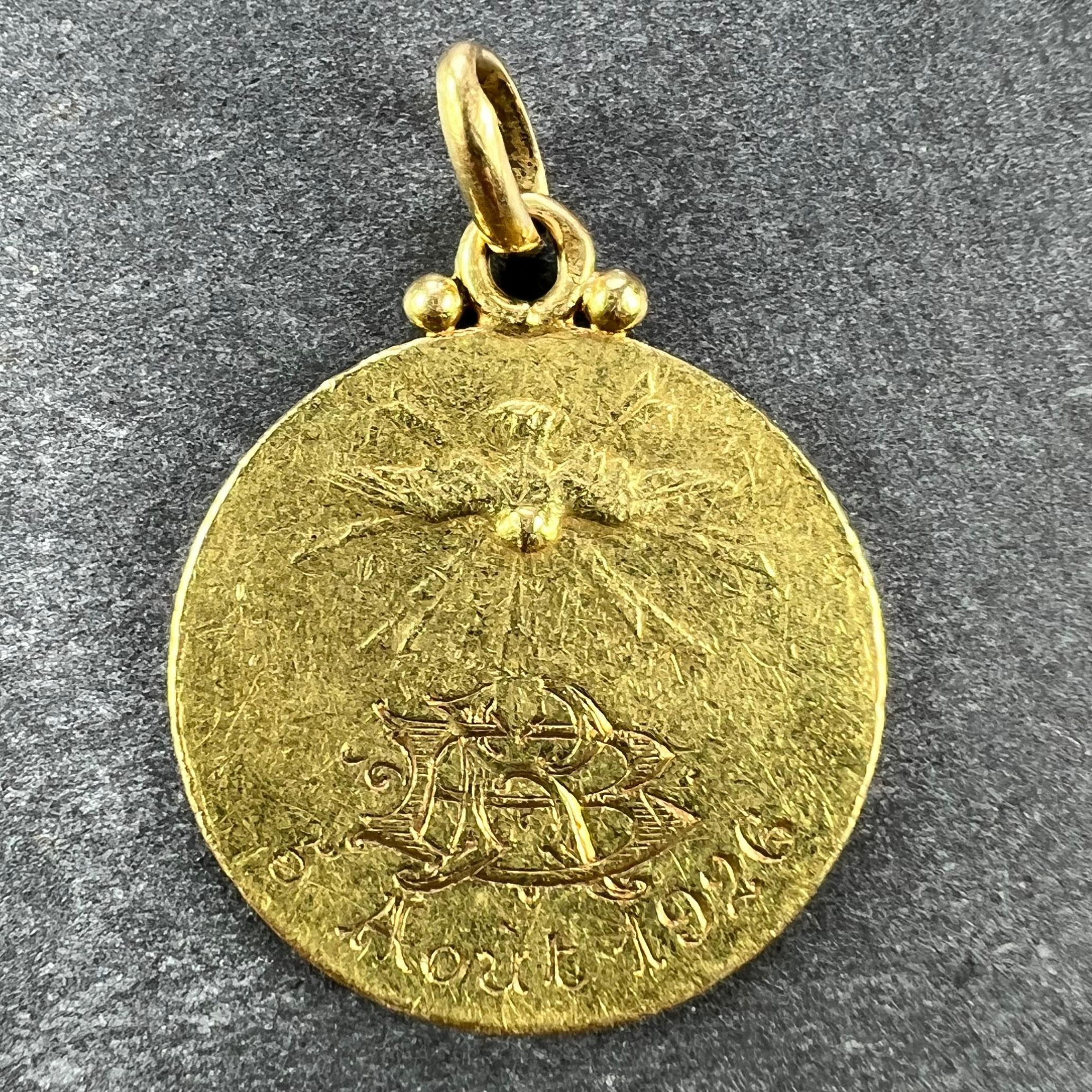 French Becker Virgin Mary 18K Yellow Gold Pendant Medal In Good Condition In London, GB