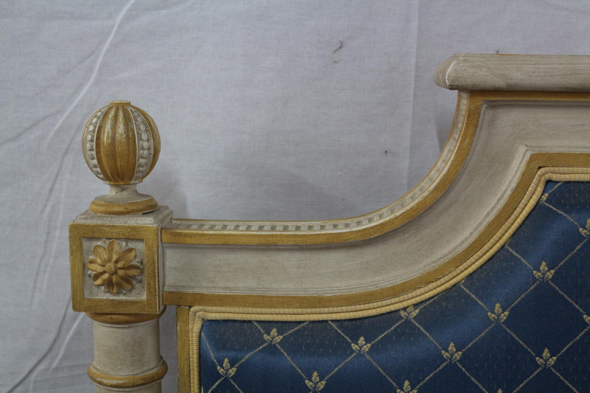 French Bed US Queen UK King Size Upholstered 20th Century Louis XVI Revival In Good Condition In Labrit, Landes
