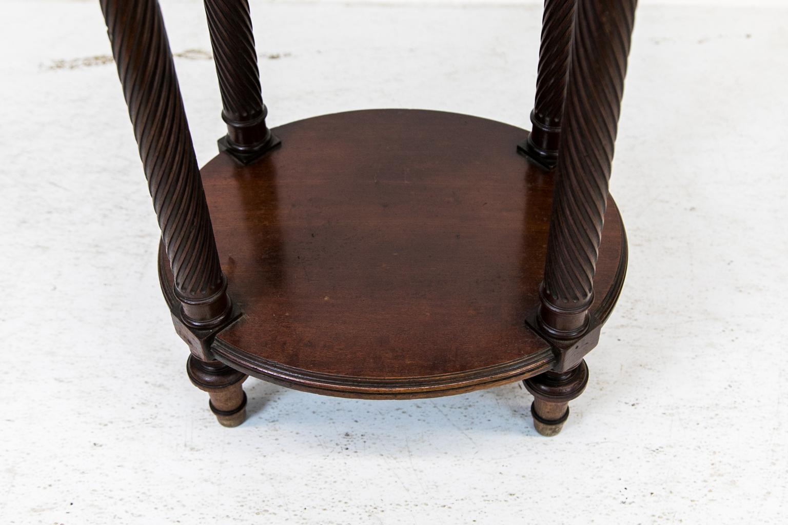 commode table