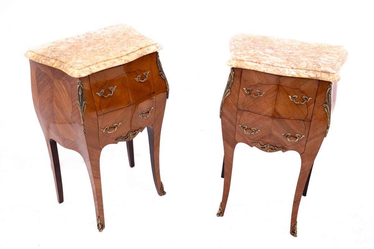 Pair of bedside tables from the early 20th century, France.

Dimensions: H 76 cm / W 44 cm / D 33 cm