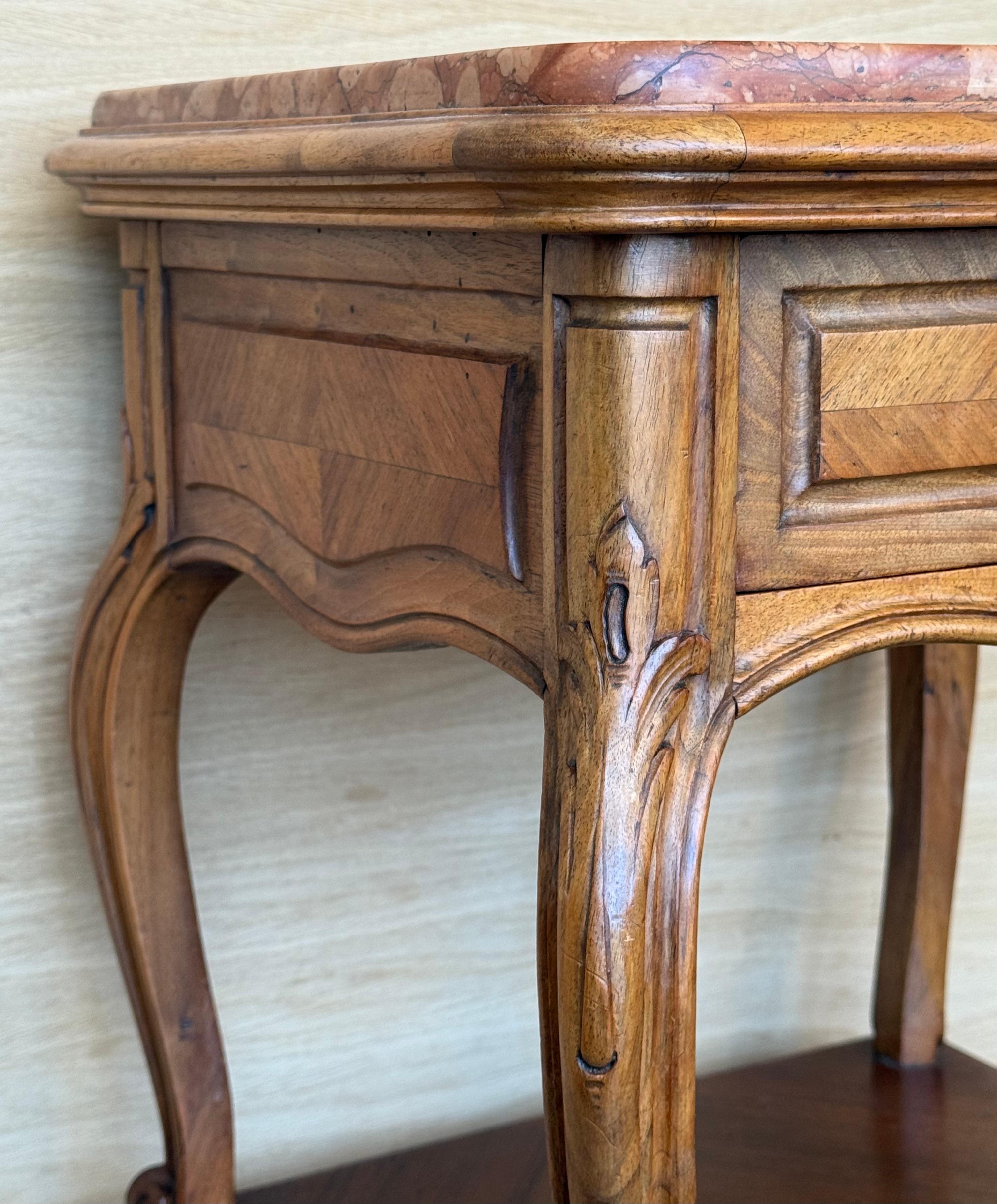 Tables de chevet françaises à pieds cabriole, années 1950, ensemble de 2 en vente 5