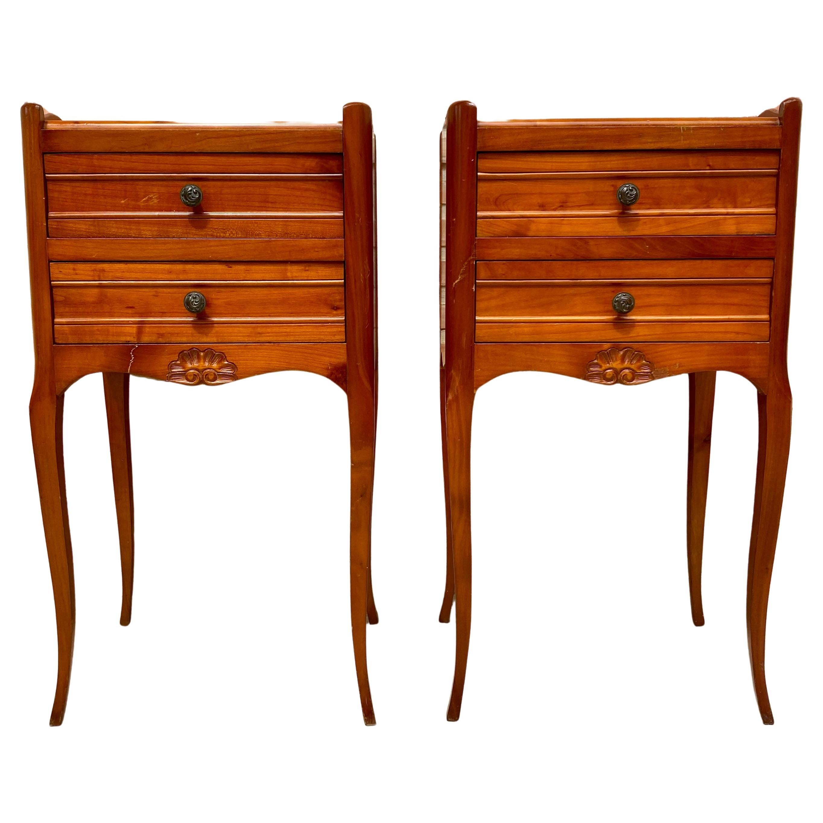 French Bedside Tables with Cabriole Legs, 1950s, Set of 2 For Sale