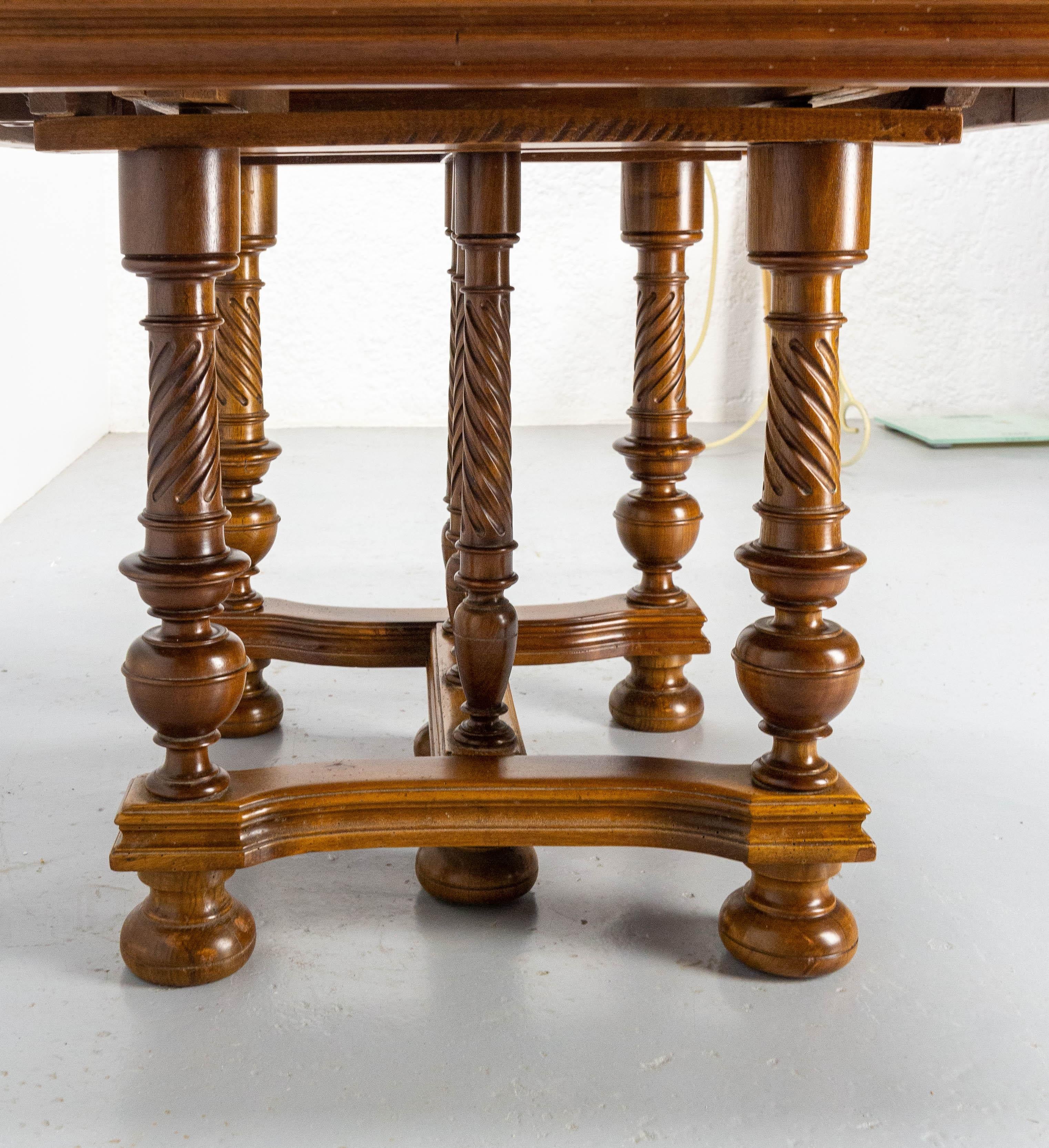 French Beech Dining Extended Table Louis XIII Style, Late 19th Century For Sale 2