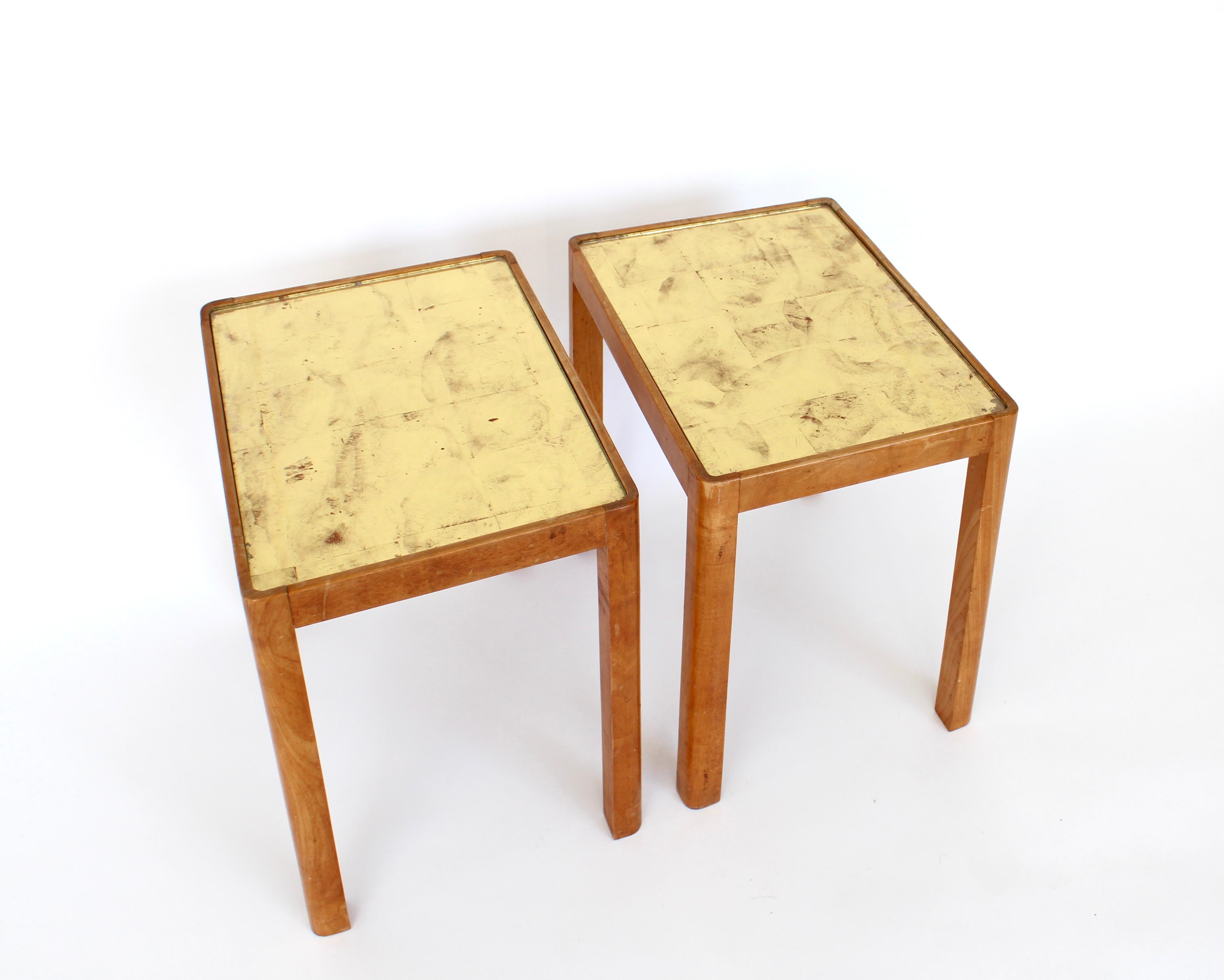 Tables d'appoint françaises en bois de hêtre et verre à feuilles d'or inversées Frank Dunand, France, vers 1940 en vente 4