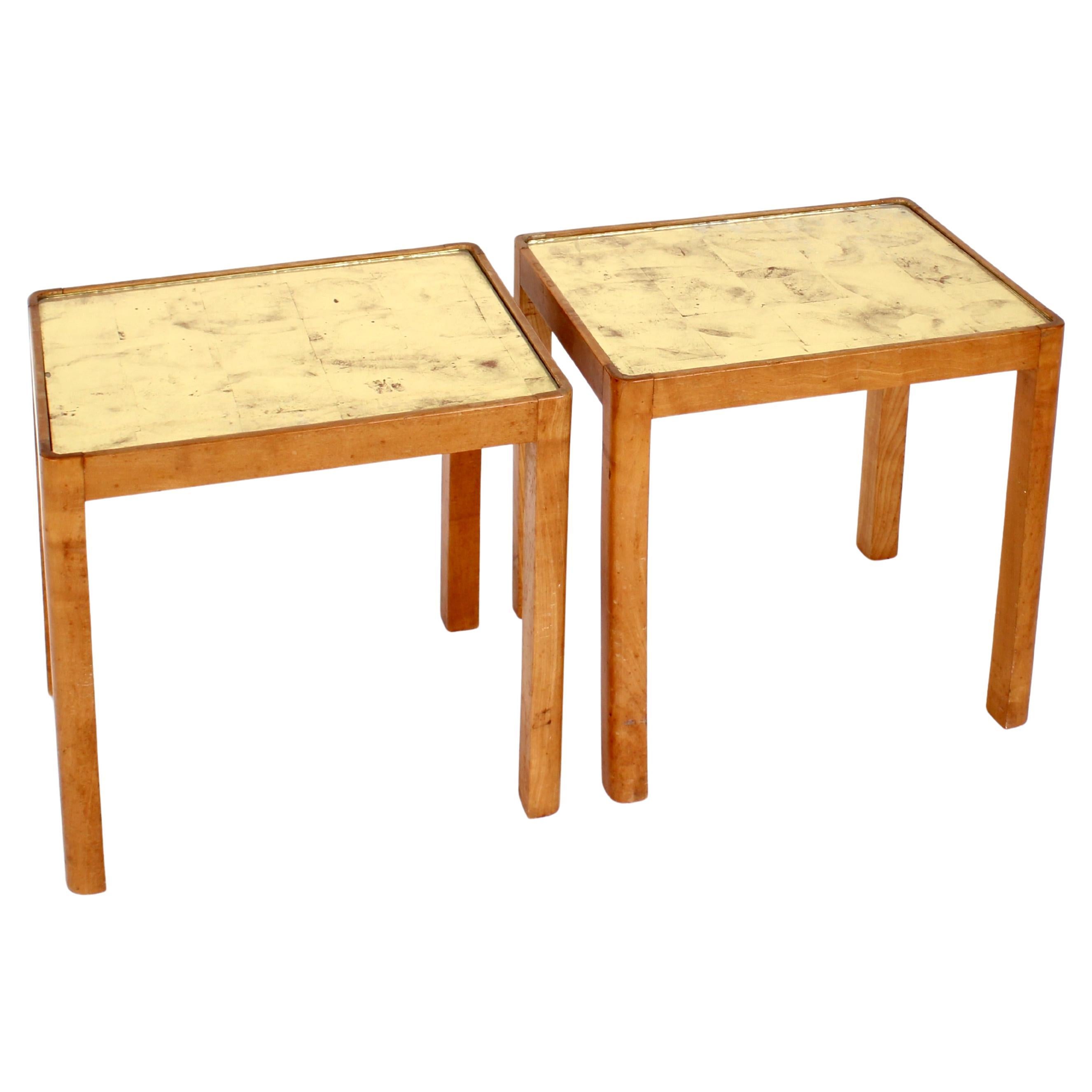 Französische Beistelltische aus Buchenholz und rückseitigem Blattgoldglas, Frankreich um 1940, Frank Dunand