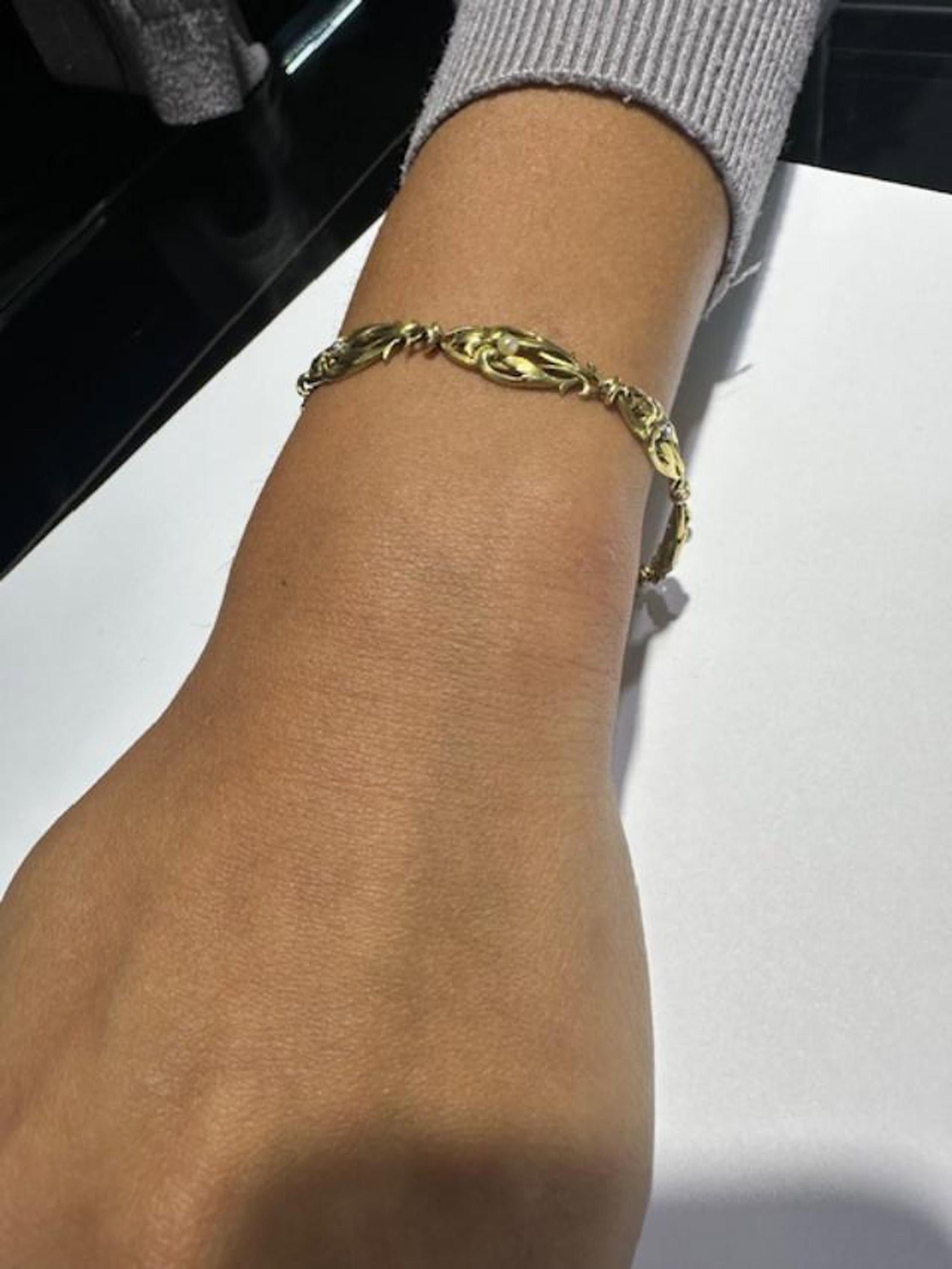 Bracelet en or jaune 18 diamants et perles de la Belle Époque française en vente 1