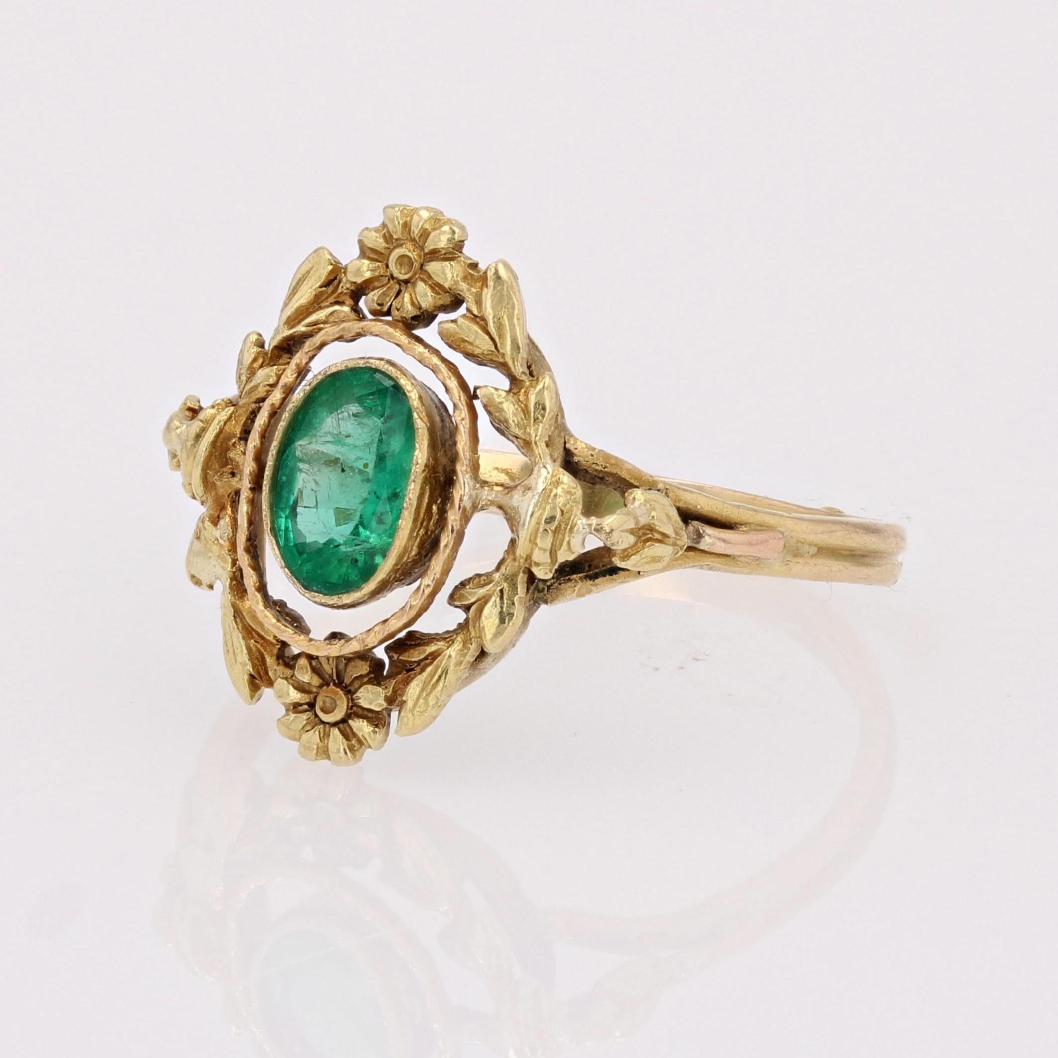 French Belle Epoque 19. Jahrhundert Smaragd 18 Karat Gelbgold Oval Ring 3