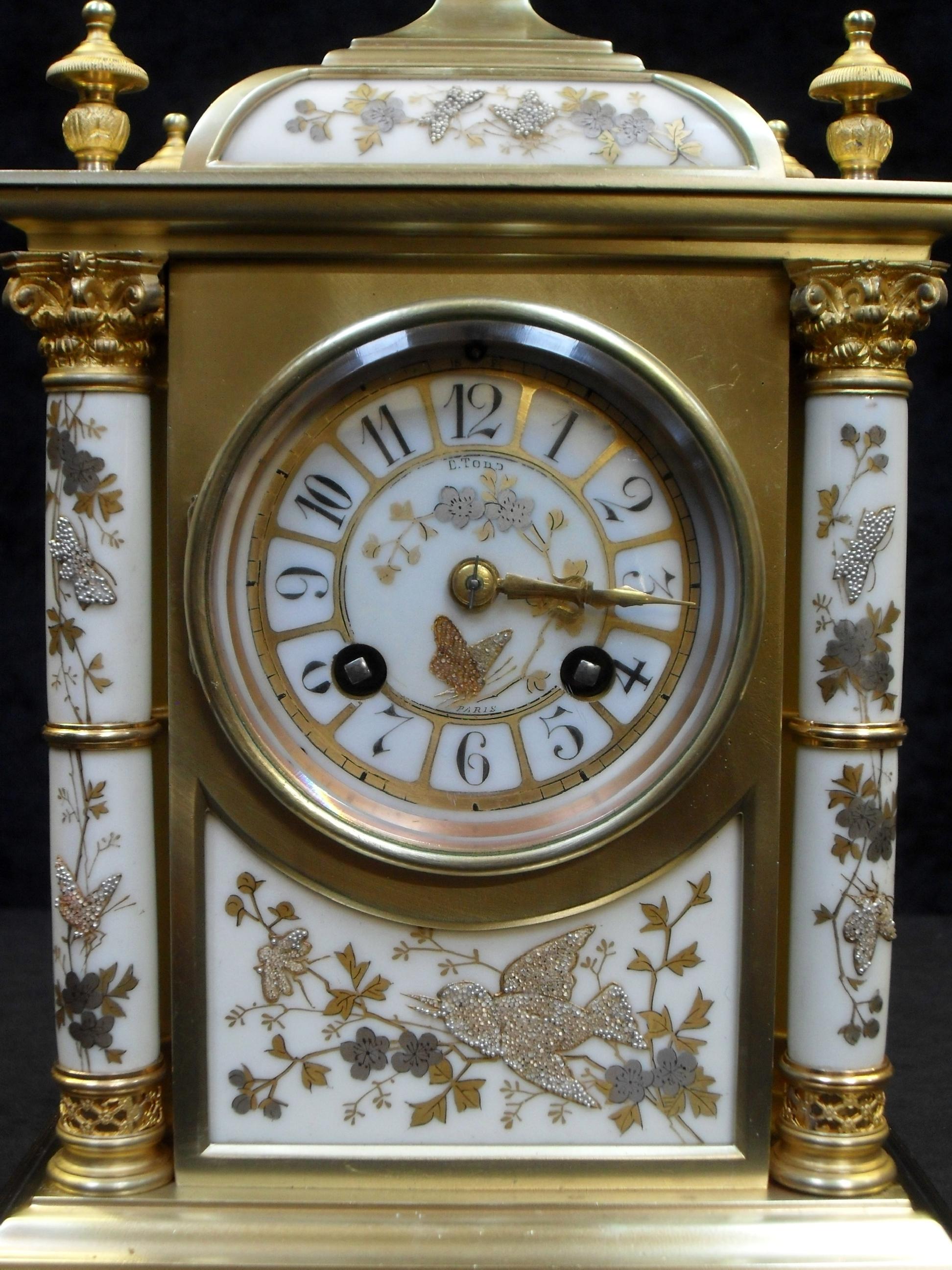 French Belle Époque Brass and Porcelain Mantel Clock 2