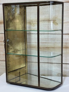 French Belle Epoque Bronze & Glass Angled Showcase/Vitrine, Paris, C. 1900