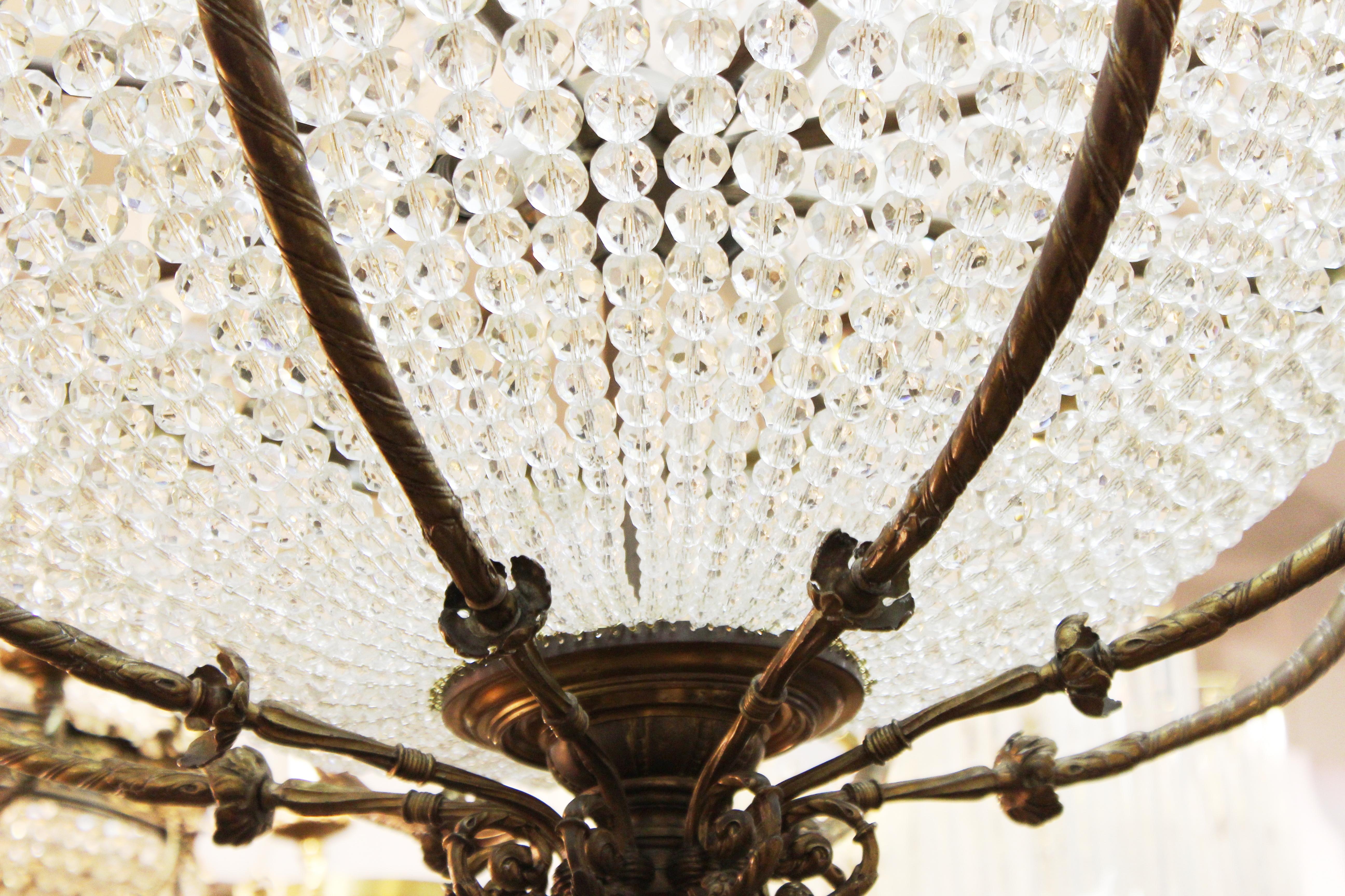 French Belle Epoque Chandelier in Bronze and Crystal 8