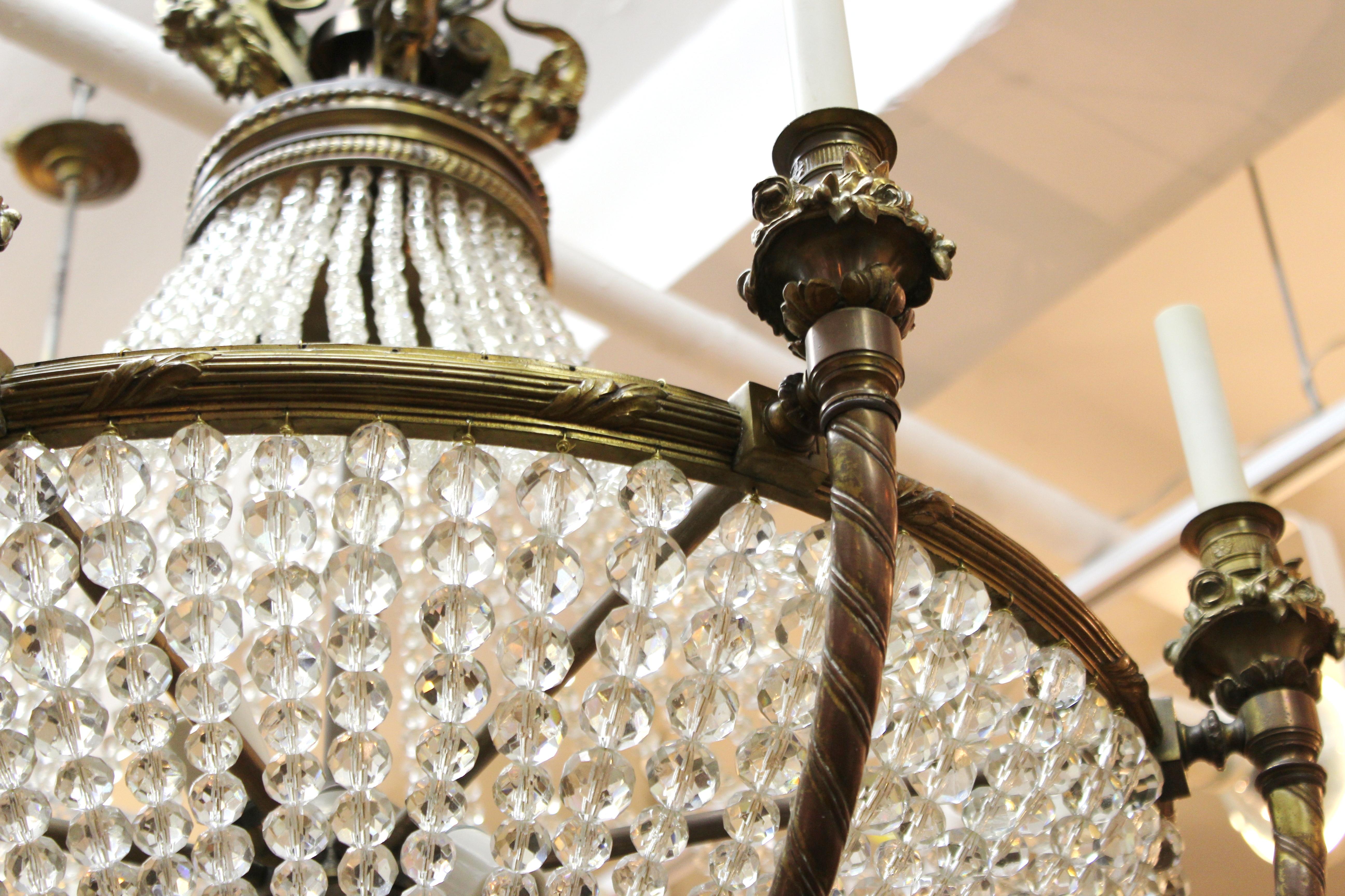 French Belle Epoque Chandelier in Bronze and Crystal In Good Condition In New York, NY
