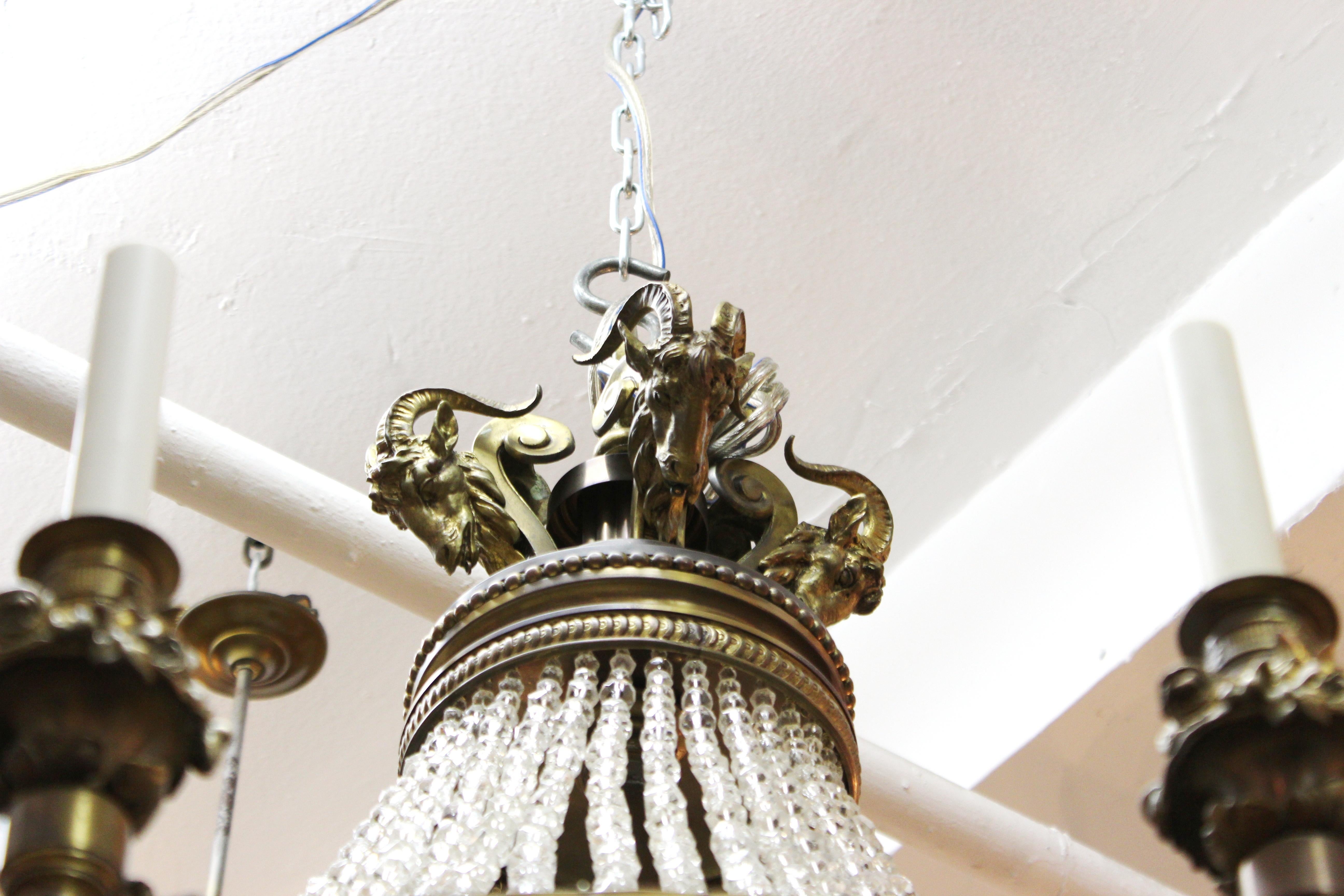 French Belle Epoque Chandelier in Bronze and Crystal 1