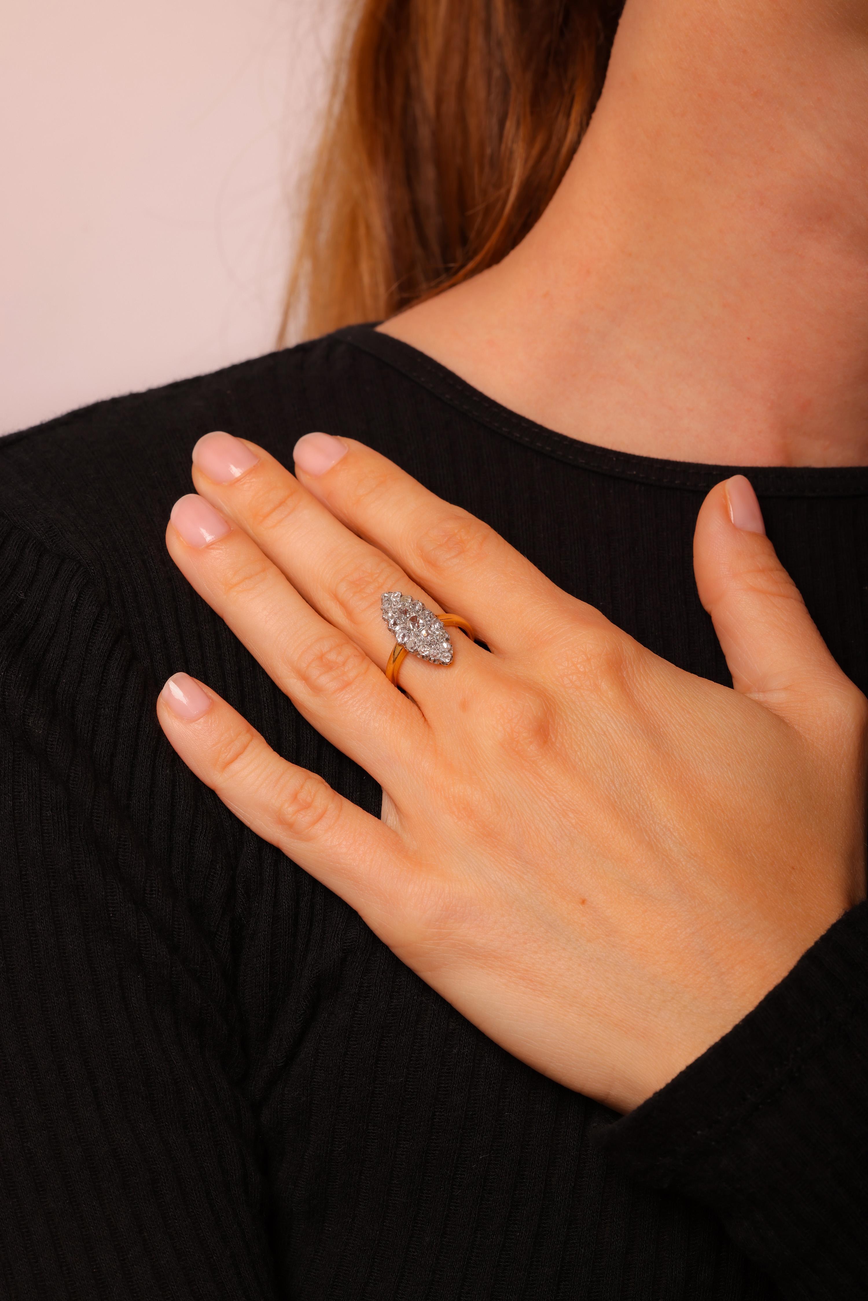 Bague française Belle Époque en or jaune 18 carats avec diamants Excellent état à Beverly Hills, CA