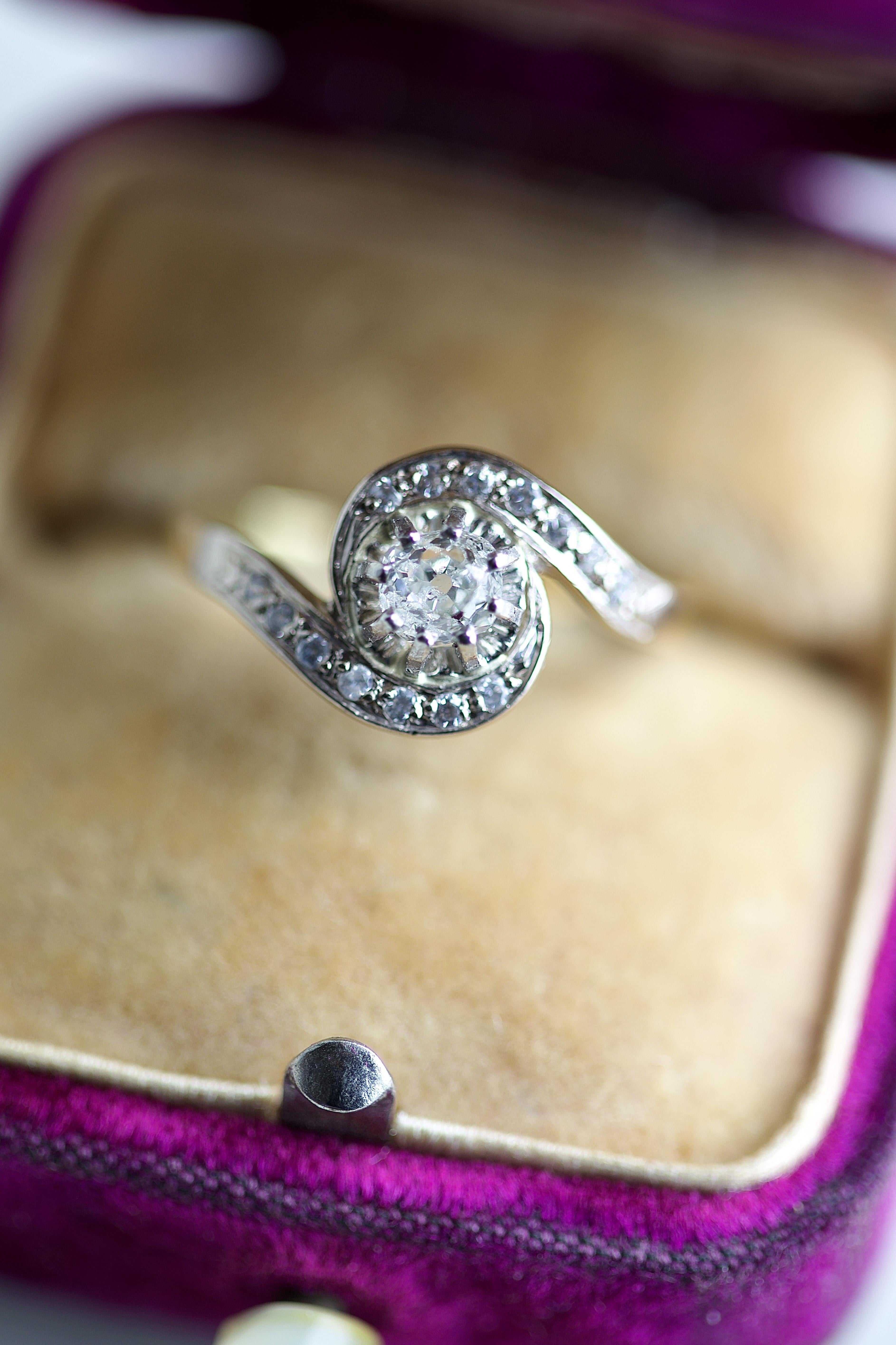 Anillo Remolino French Belle Epoque Diamante Oro Amarillo Talla antigua
