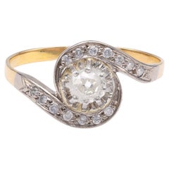 French Belle Epoque Bague tourbillon en or jaune avec diamants