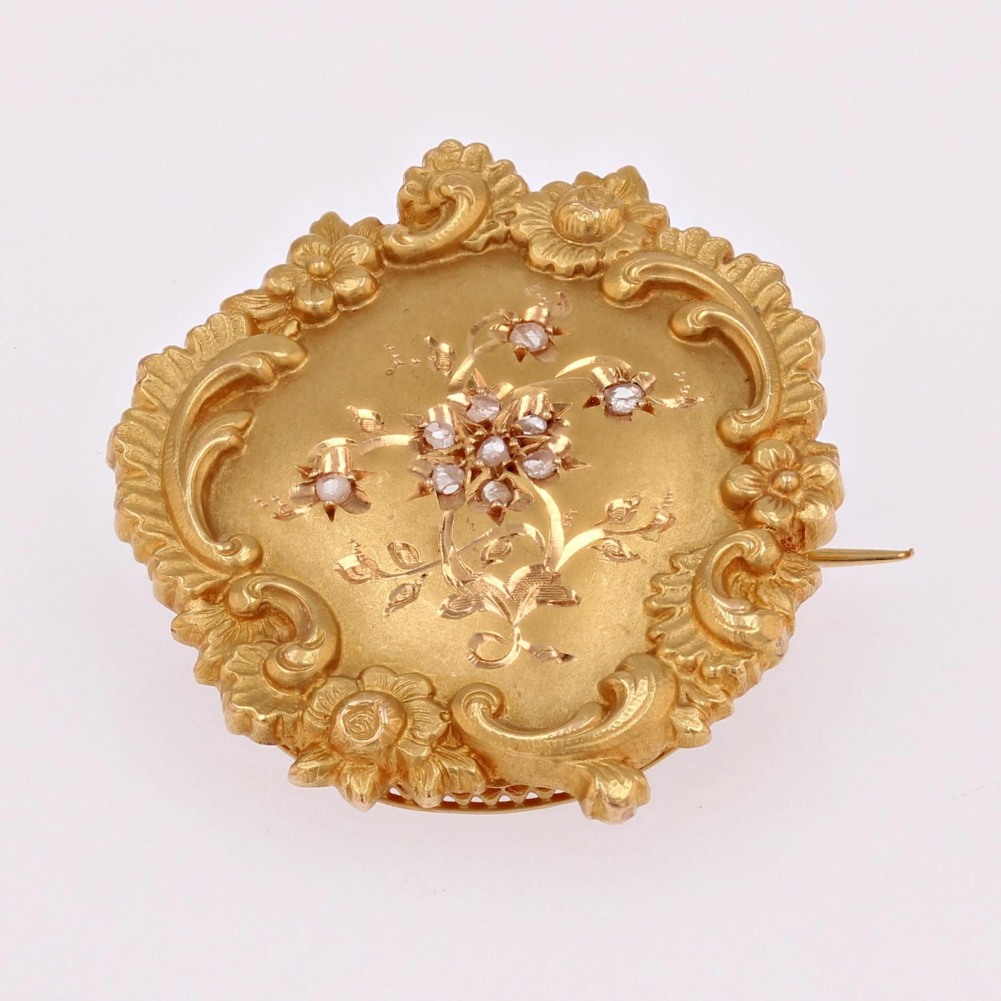 Rose Cut French Belle Epoque Diamonds Floral Pattern 18 Karat Yellow Gold Brooch For Sale