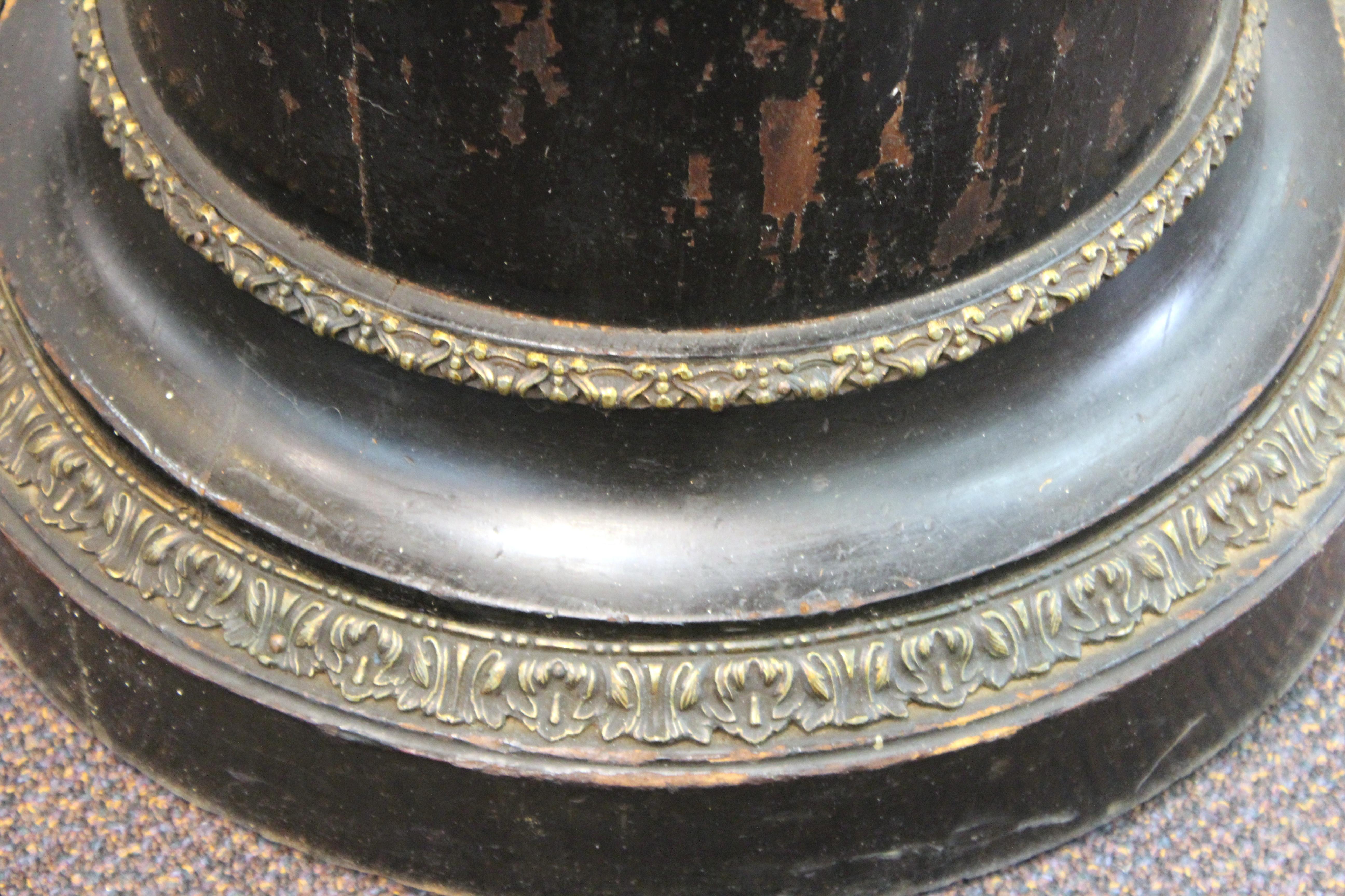 French Belle Époque Ebonized Wood Column Pedestal with Ormolu Detailing 6