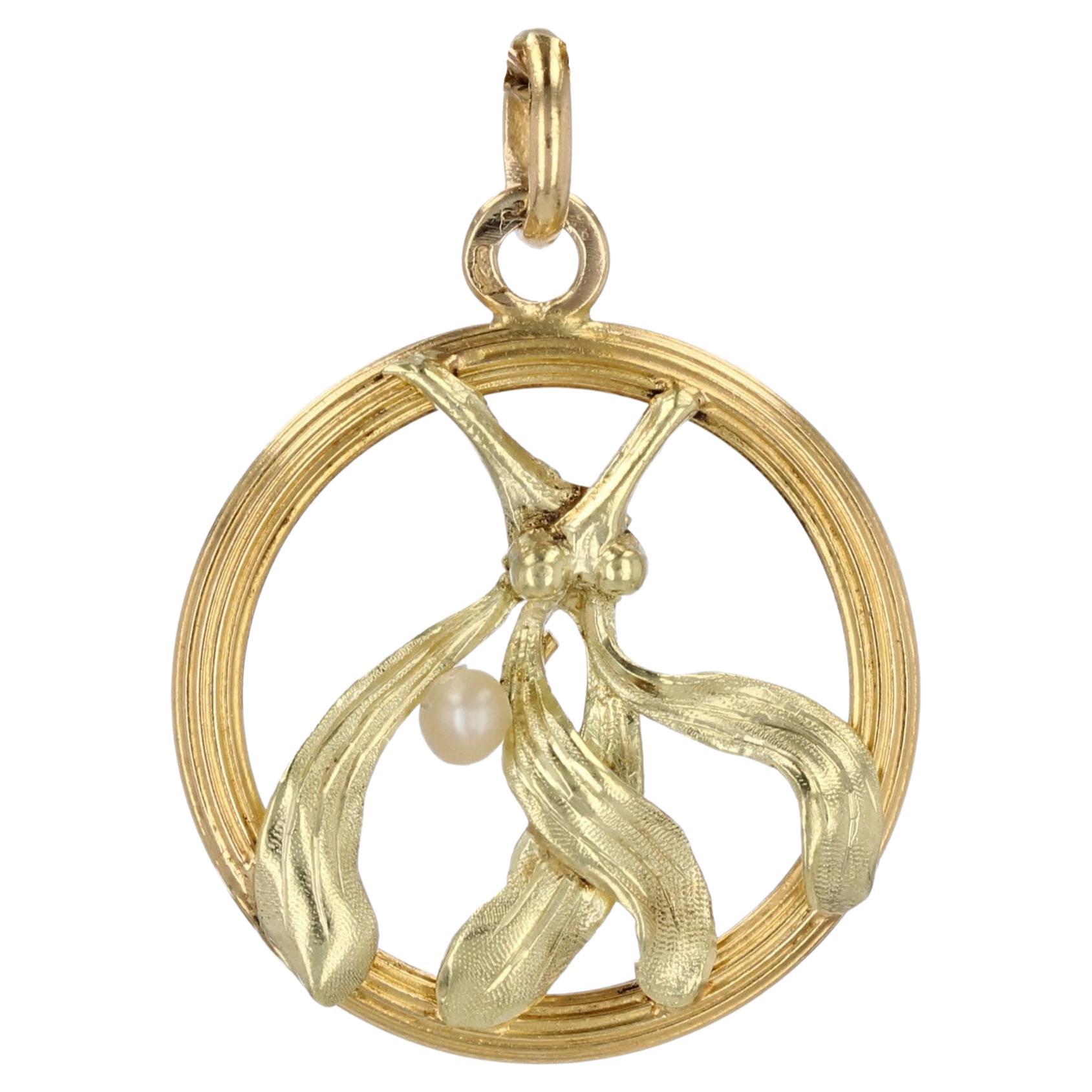 French Belle Epoque Fine Pearl 18 Karat Yellow Green Gold Mistletoe Leaf Pendant