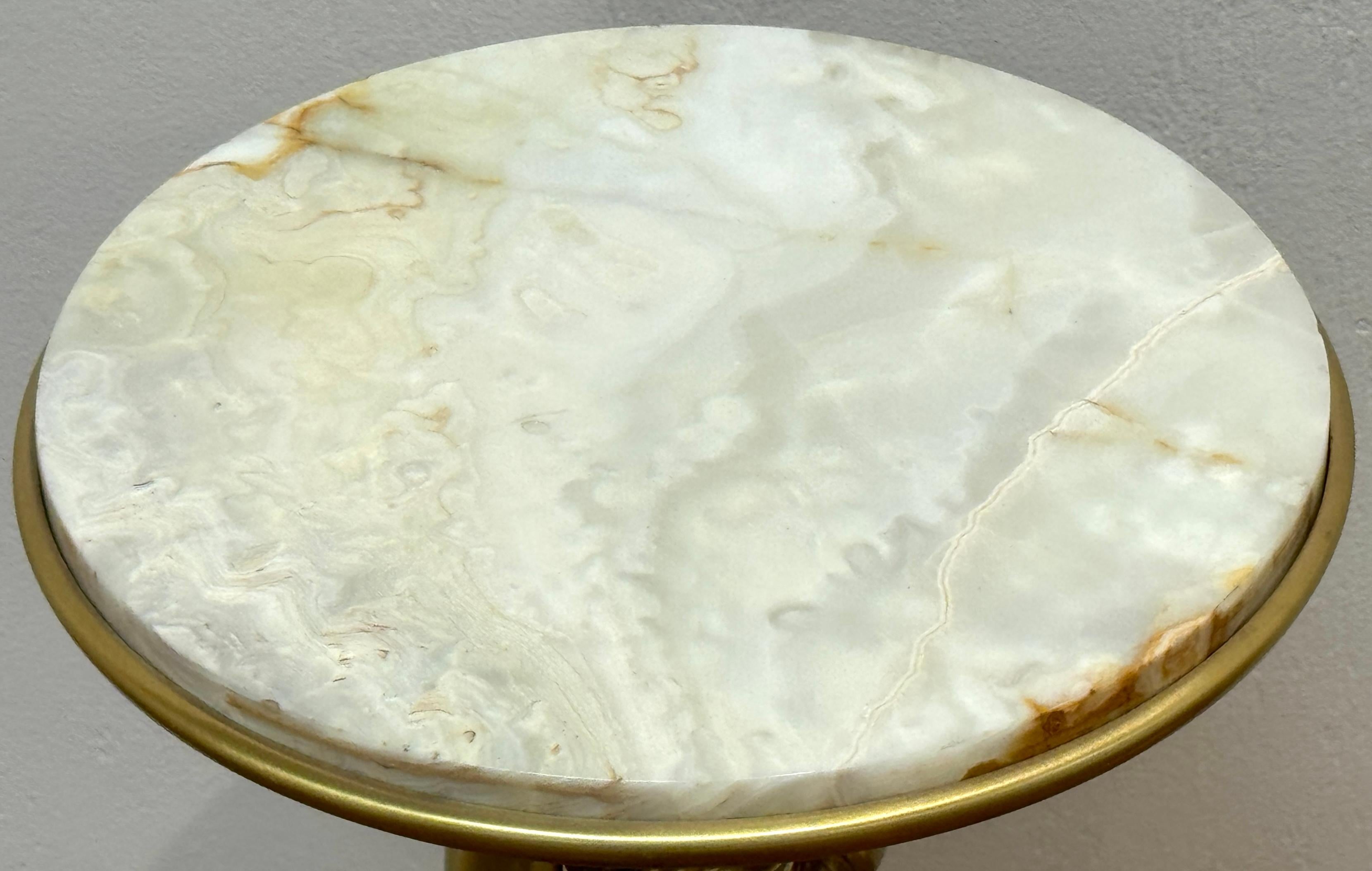 Piedistallo per cariatide della Belle Époque francese in ottone dorato e onice, CIRCA 1900 in vendita 6