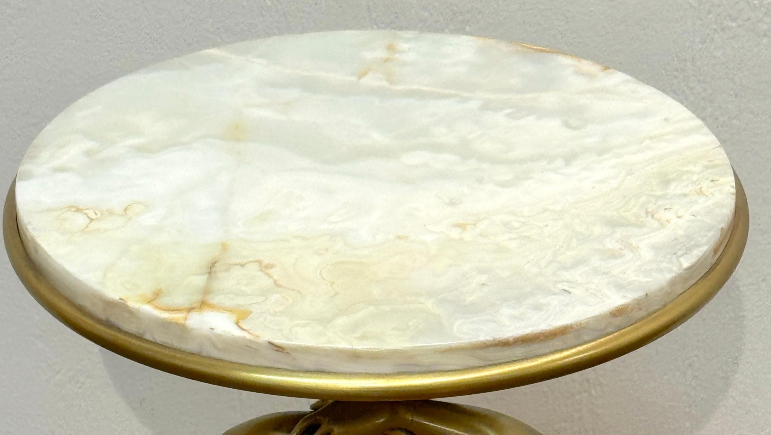 Dorato Piedistallo per cariatide della Belle Époque francese in ottone dorato e onice, CIRCA 1900 in vendita